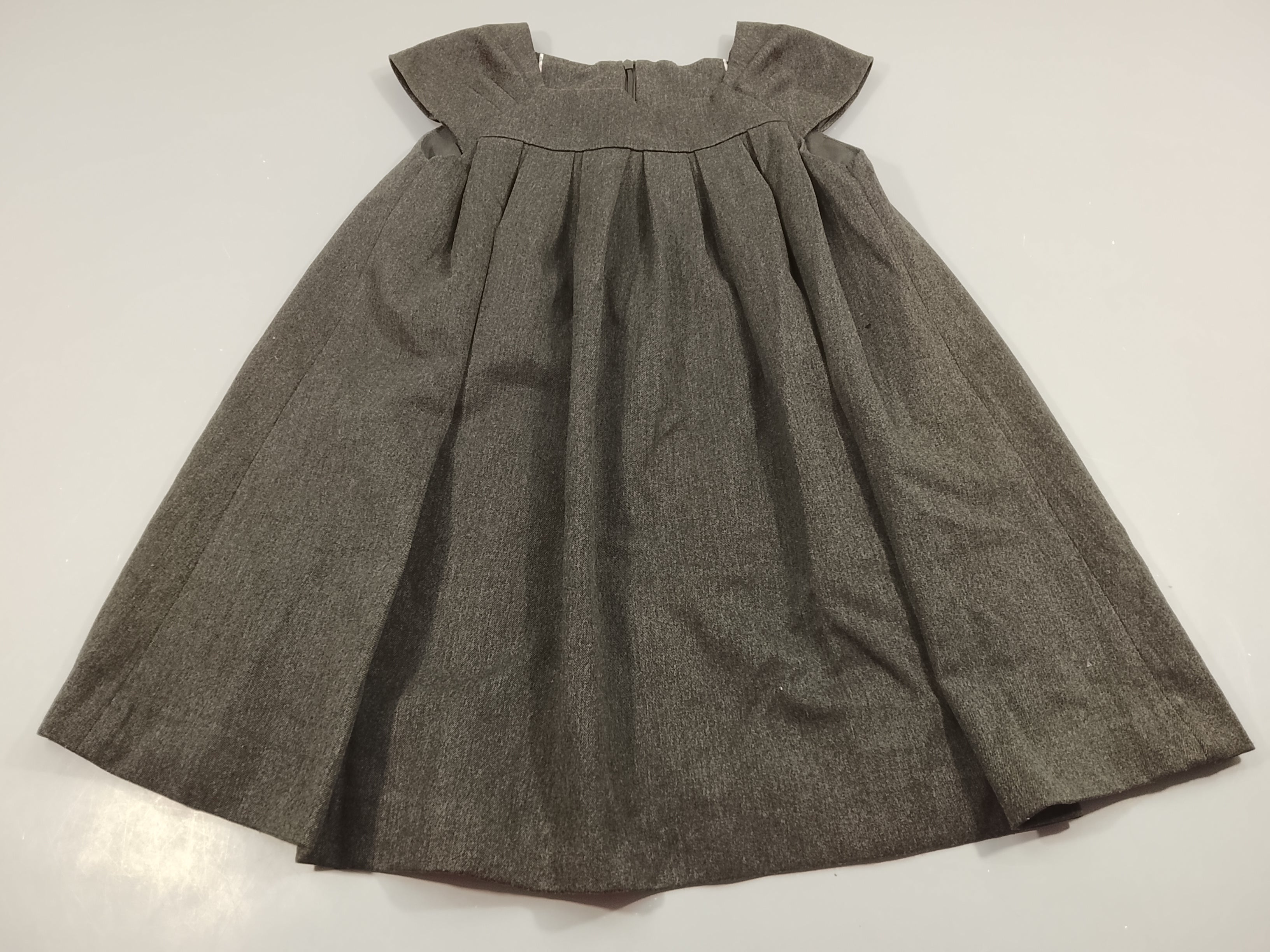 Robe m.c trapèze gris chiné, avec doublure