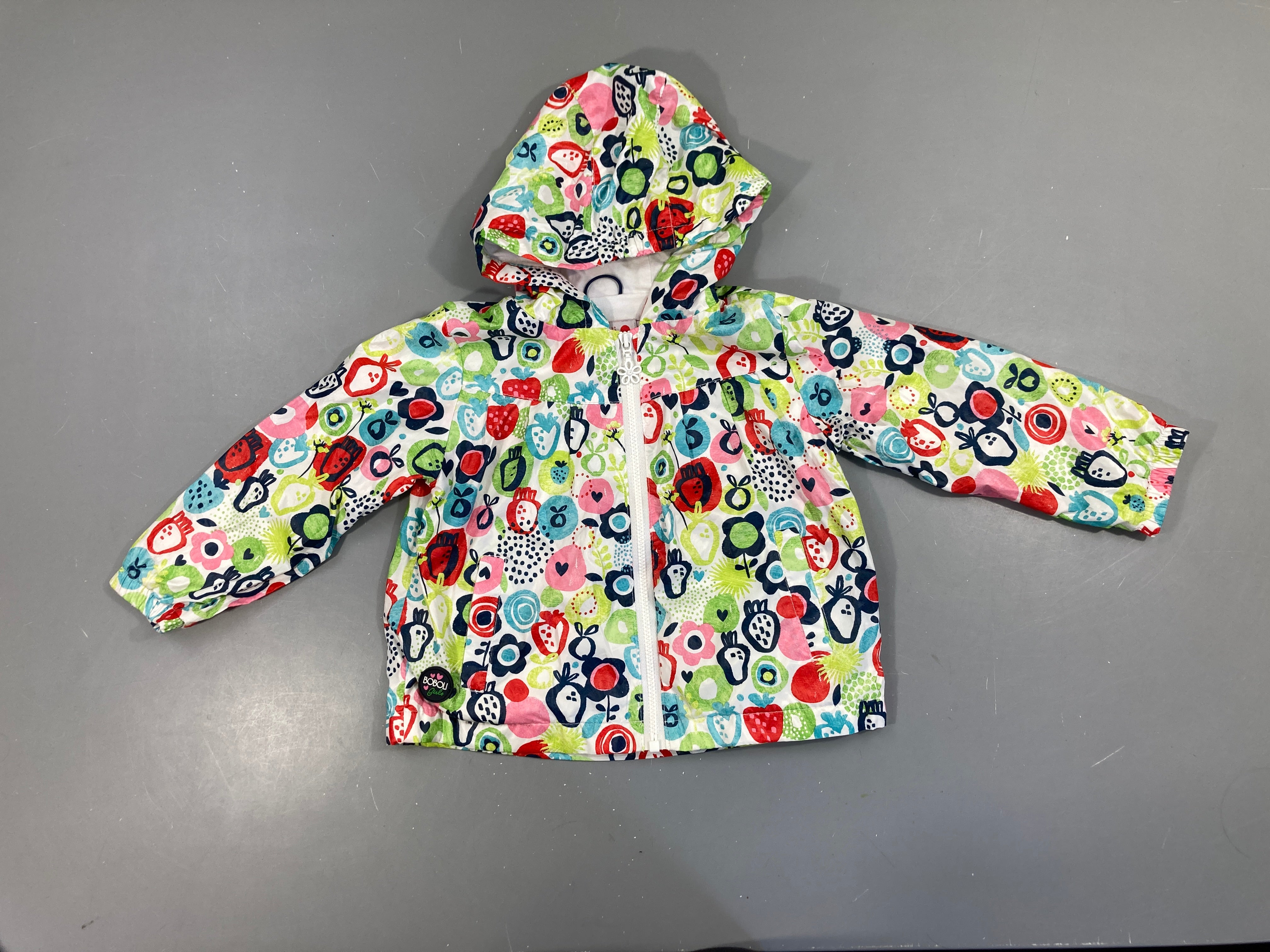 Veste coupe-vent blanche fruits