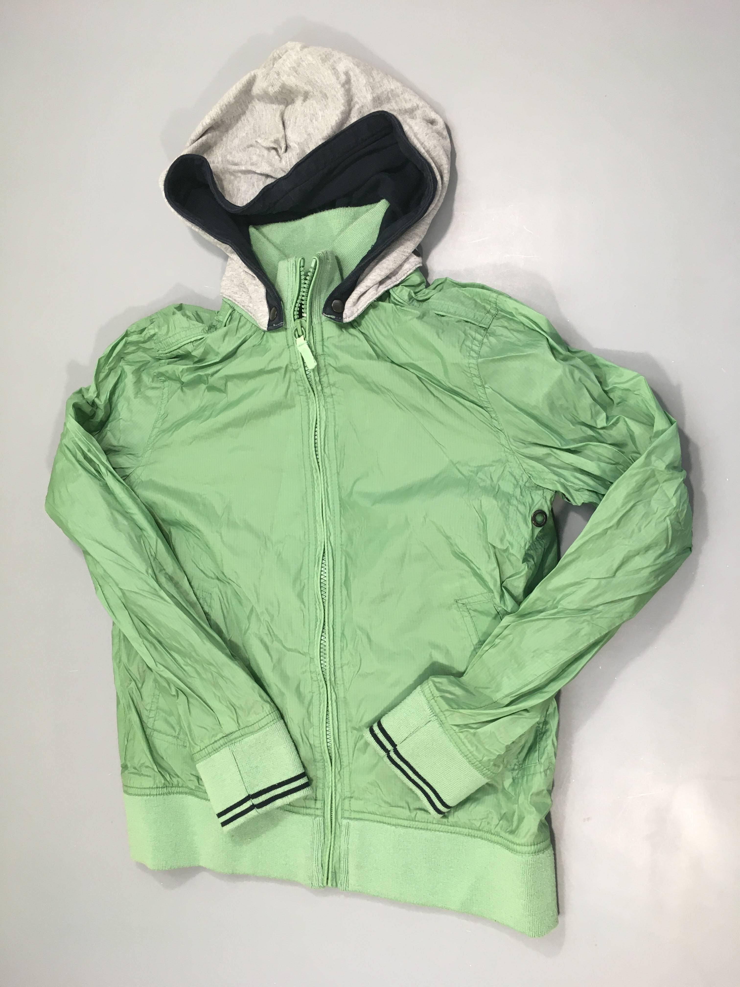 Veste légère à capuche amovible verte doublée jersey gris