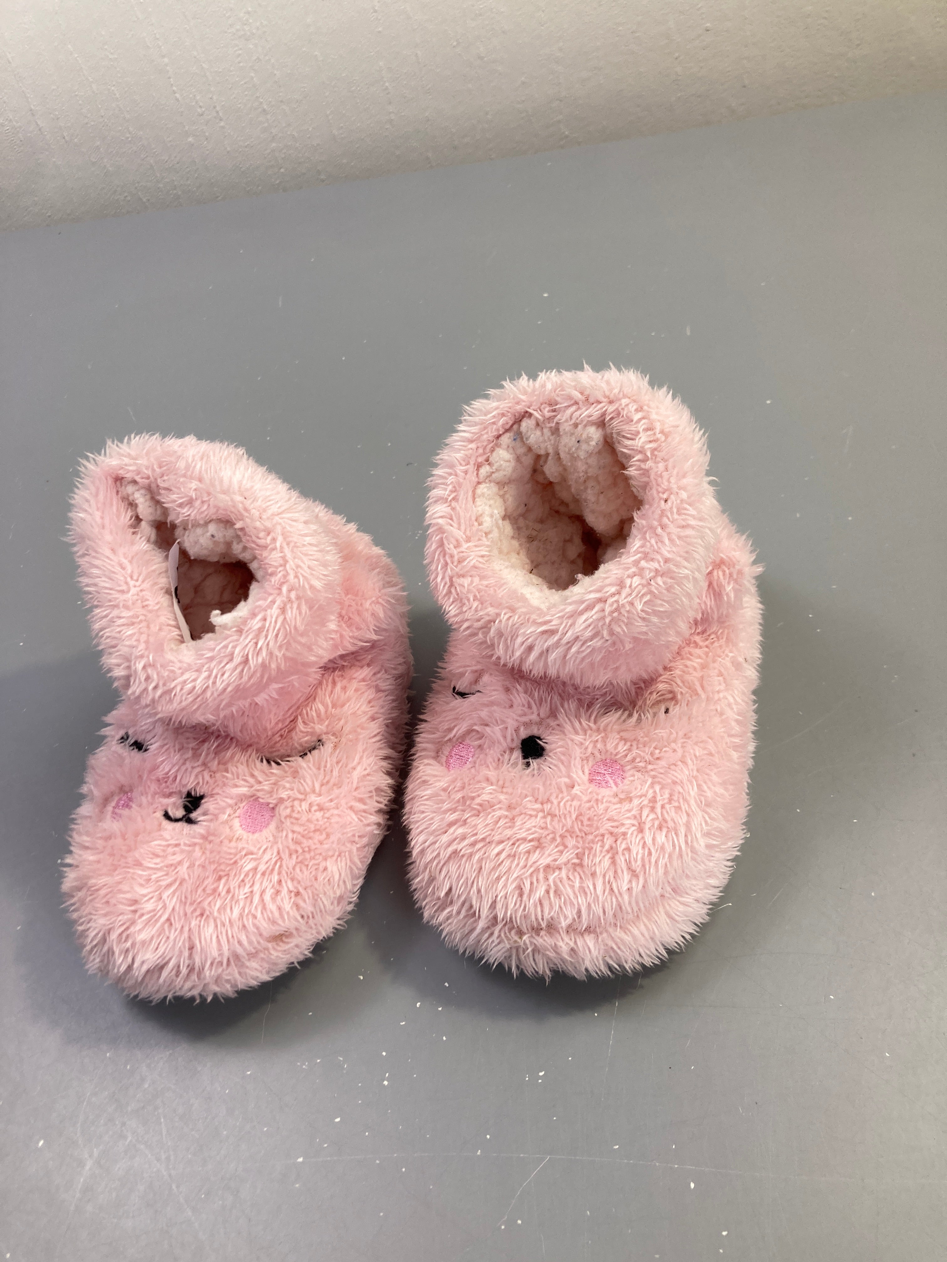 Chaussons rose visage animal, 25-26