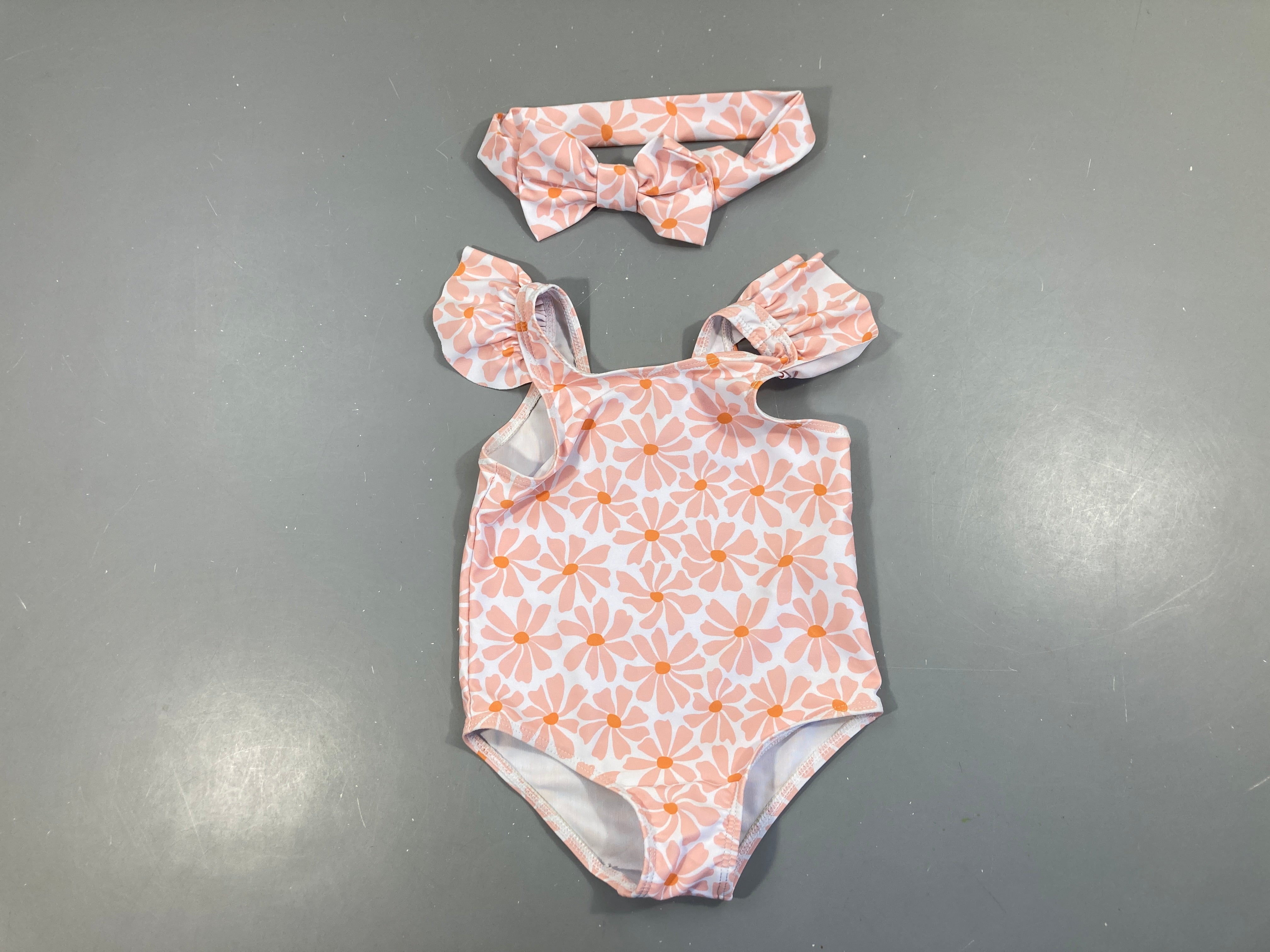 Maillot+ bandeau blanc fleurs roses