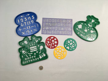Lot de plaques préformées d'écriture et dessins