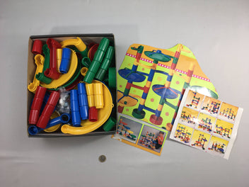Jeu de construction circuit de billes