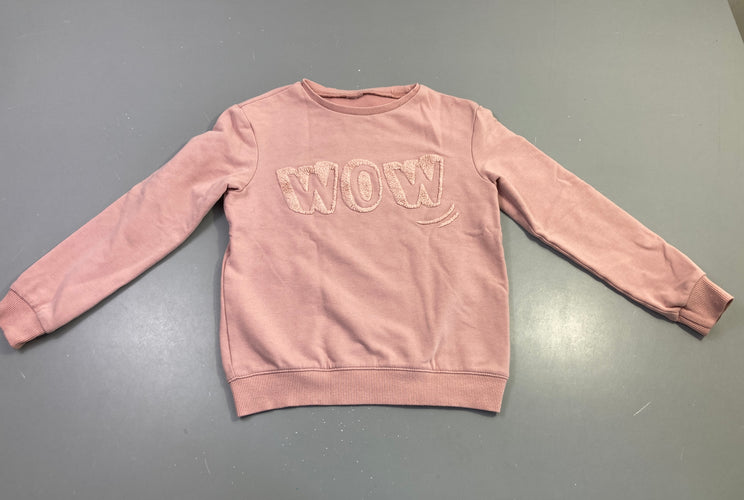 Sweat m.l rose wow, légèrement bouloché (taille estimée, pas d'étiquette), moins cher chez Petit Kiwi