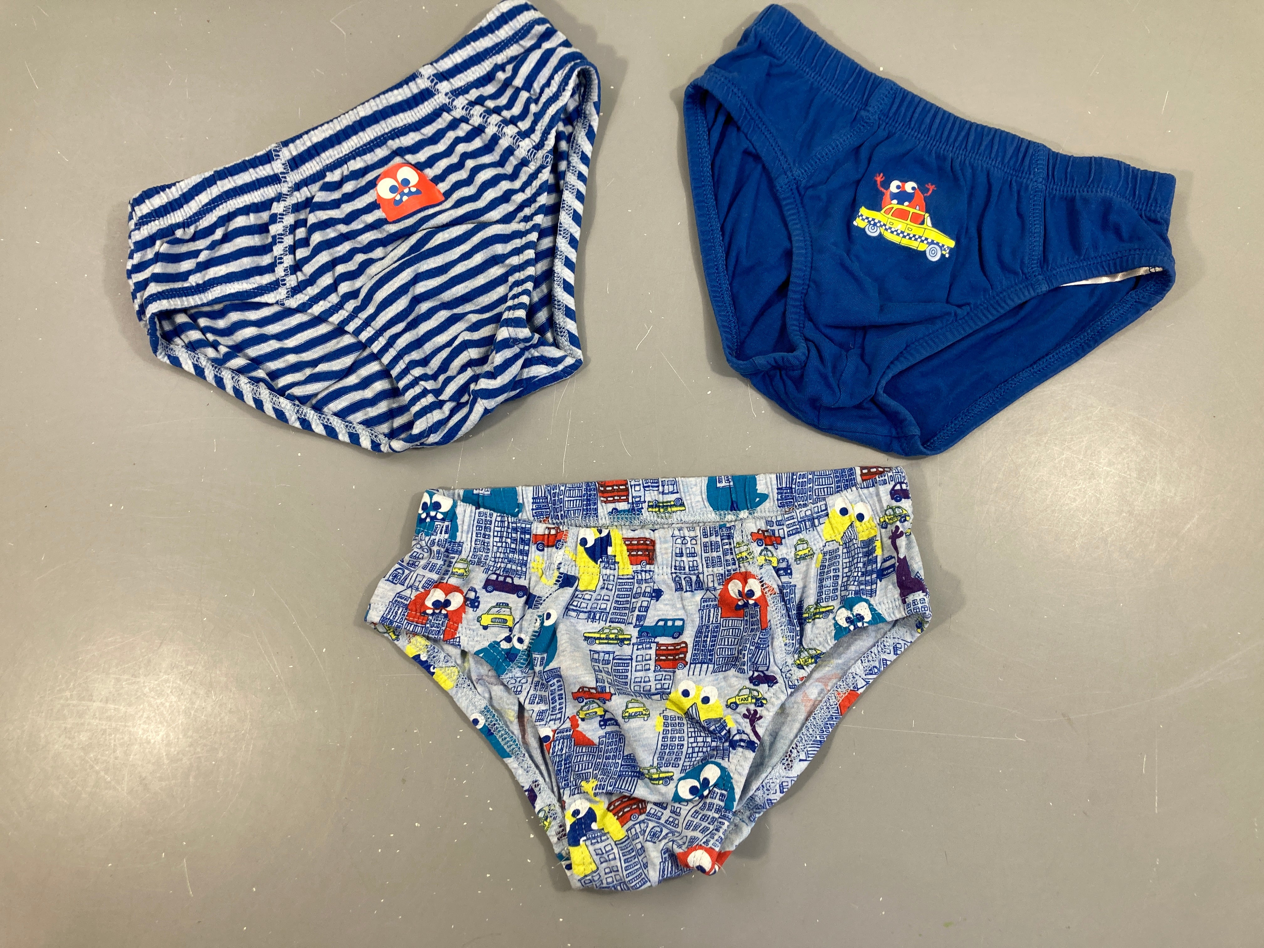 3 Slips bleus personnages