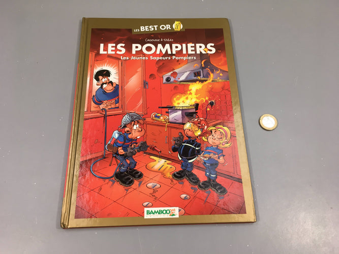 Les pompiers, les jeunes sapeurs pompiers, moins cher chez Petit Kiwi
