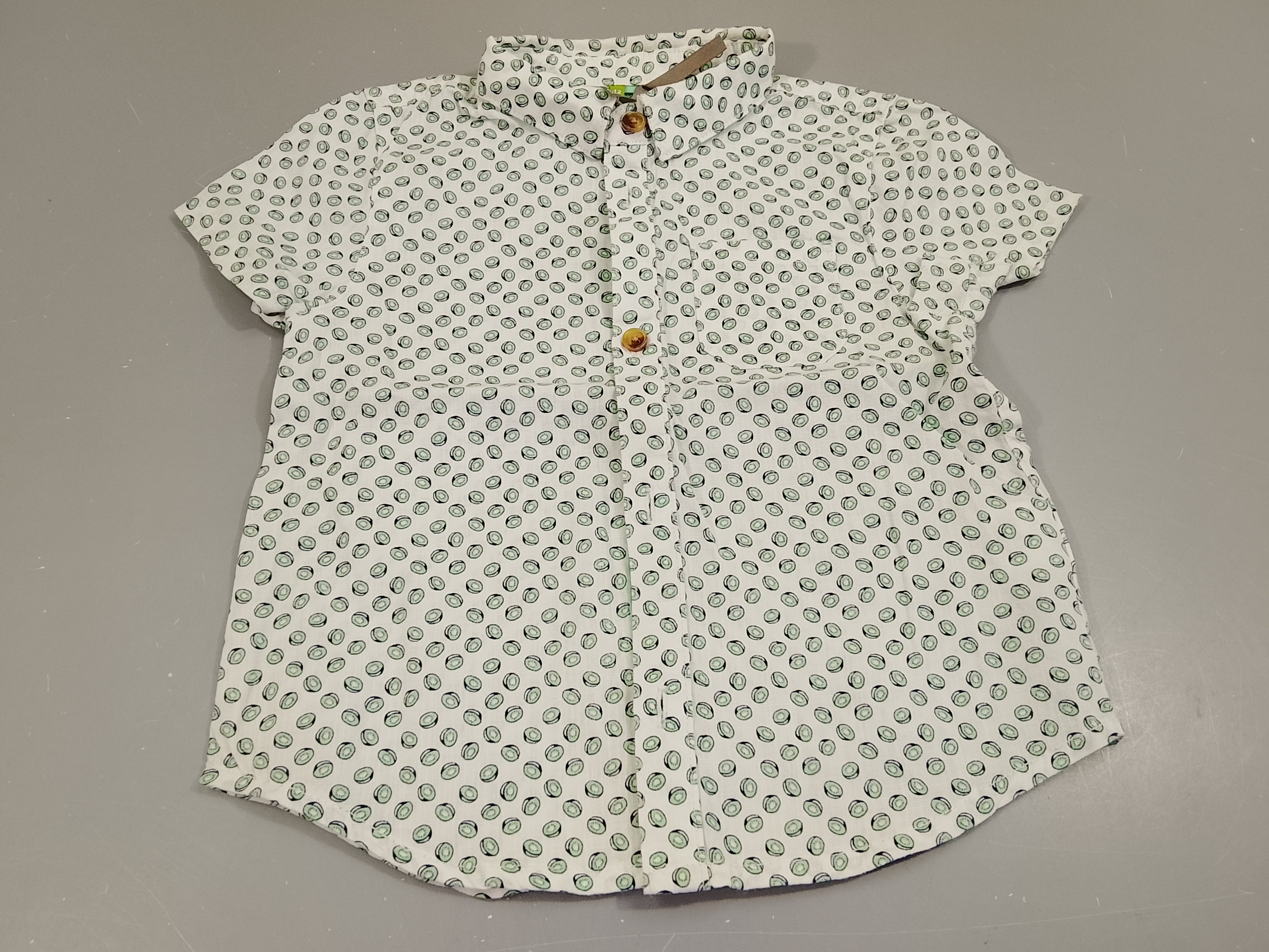 Chemise m.c blanche, motifs petits kiwi