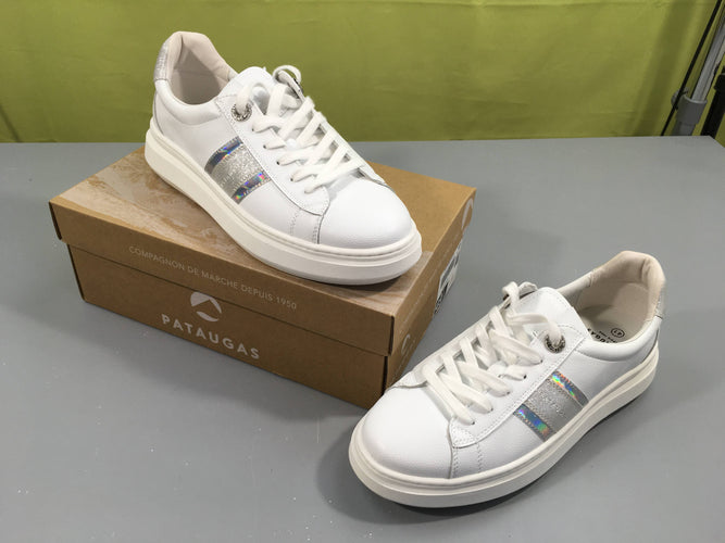 Neuf-Baskets basses blanches argentées, 41 Pataugas, moins cher chez Petit Kiwi