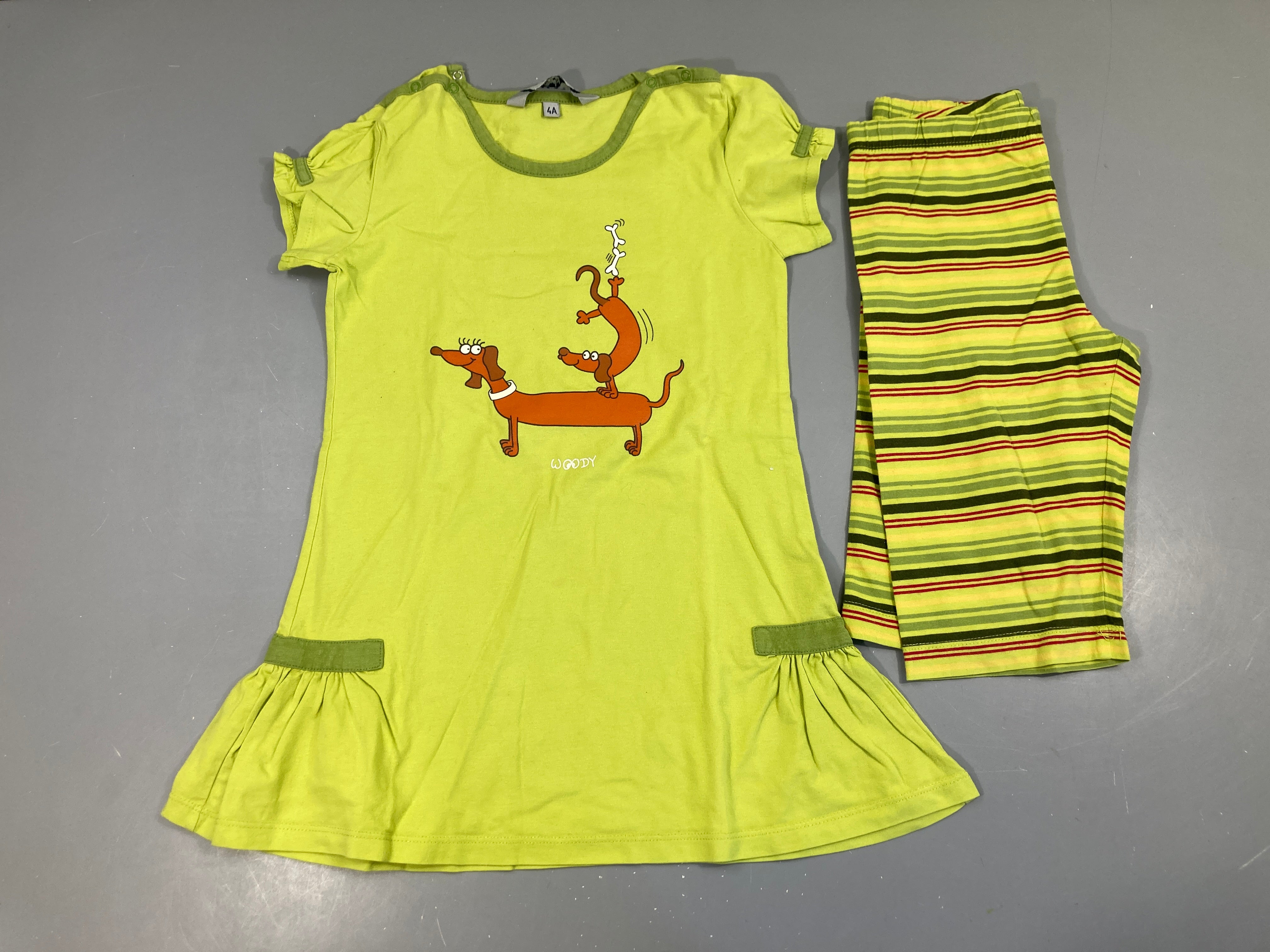 Pyjama 2pcs m.c jersey vert chiens, bouloché