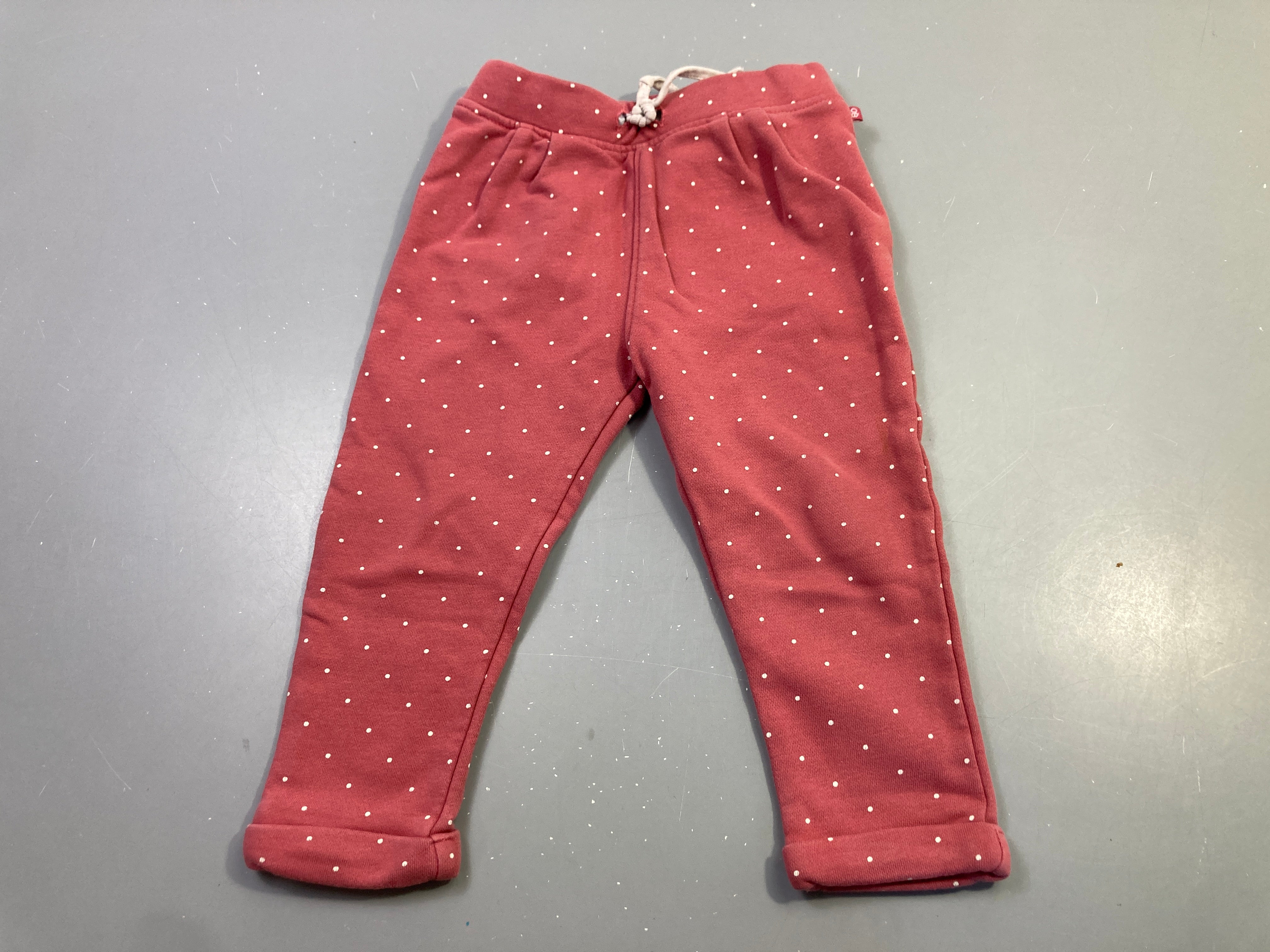 Pantalon molleton rose pois blancs