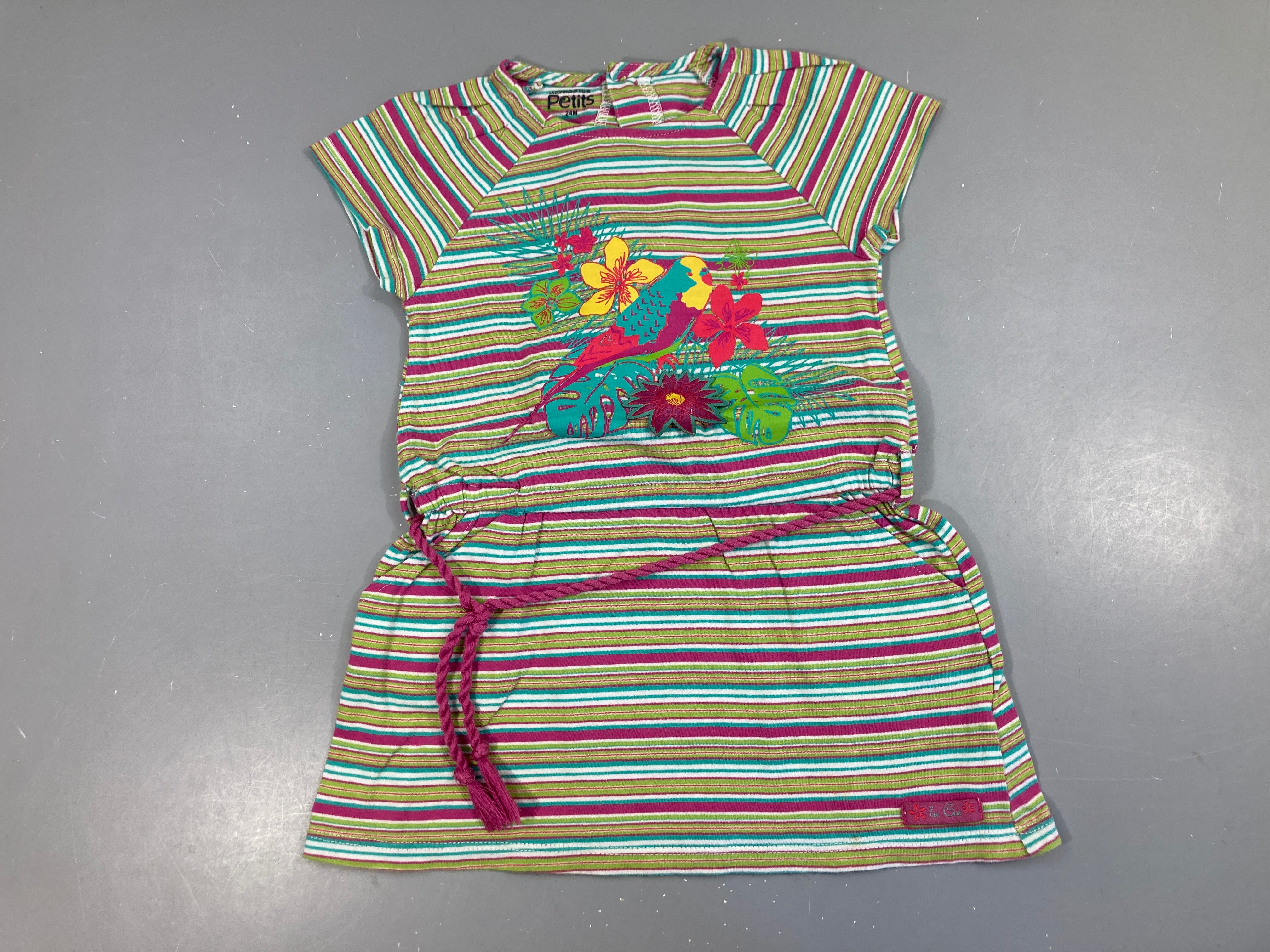 Robe m.c jersey rayé multicolore oiseau fleurs ceinture tresse