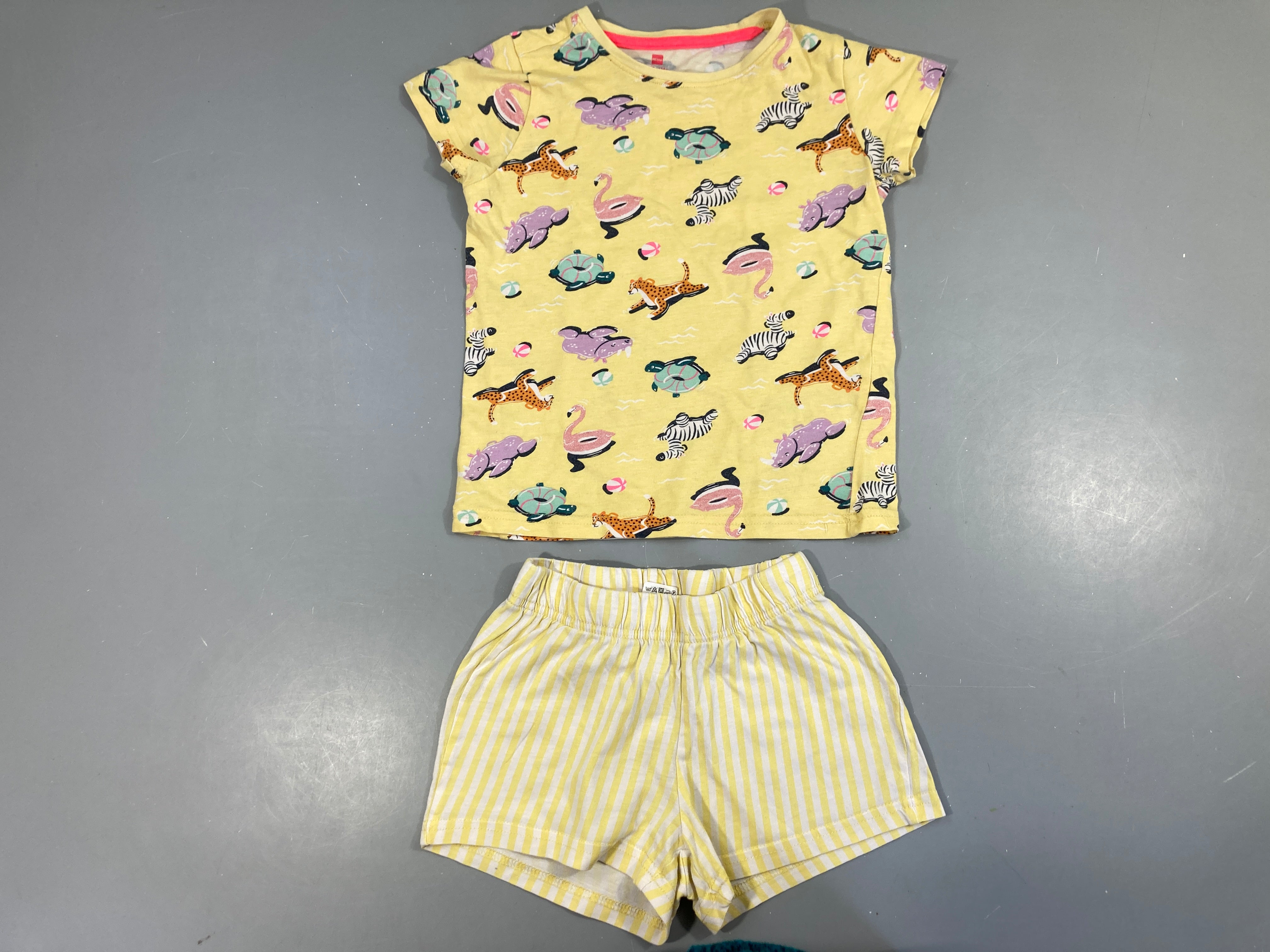 Pyjashort 2pcs jersey jaune animaux