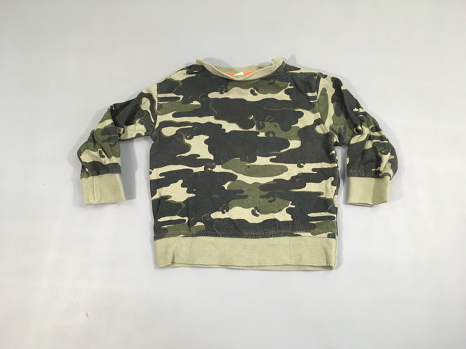 Sweat kaki camouflage, légèrement bouloché, moins cher chez Petit Kiwi