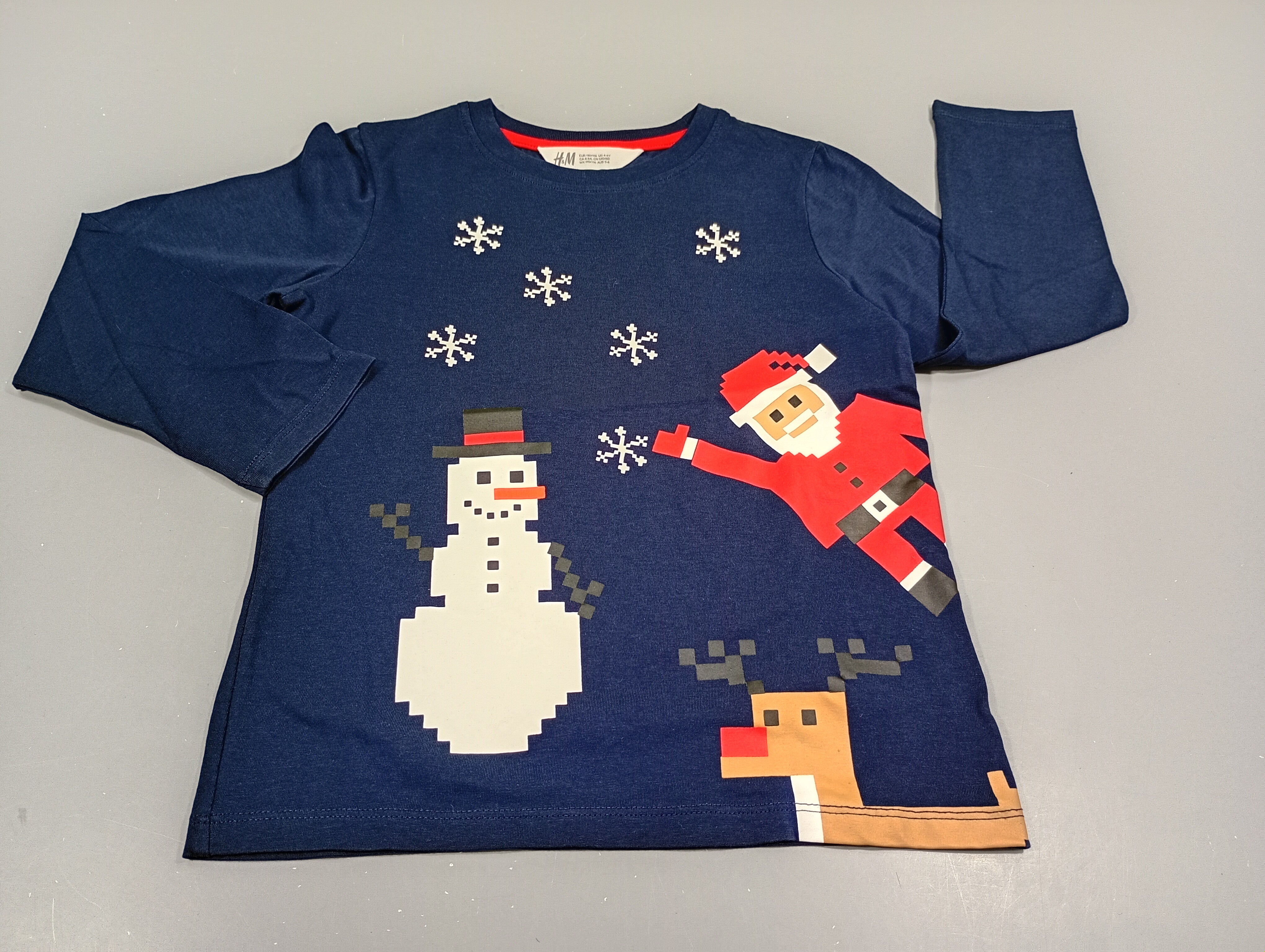 T-shirt m.l bleu , père noël et bonhomme de neige