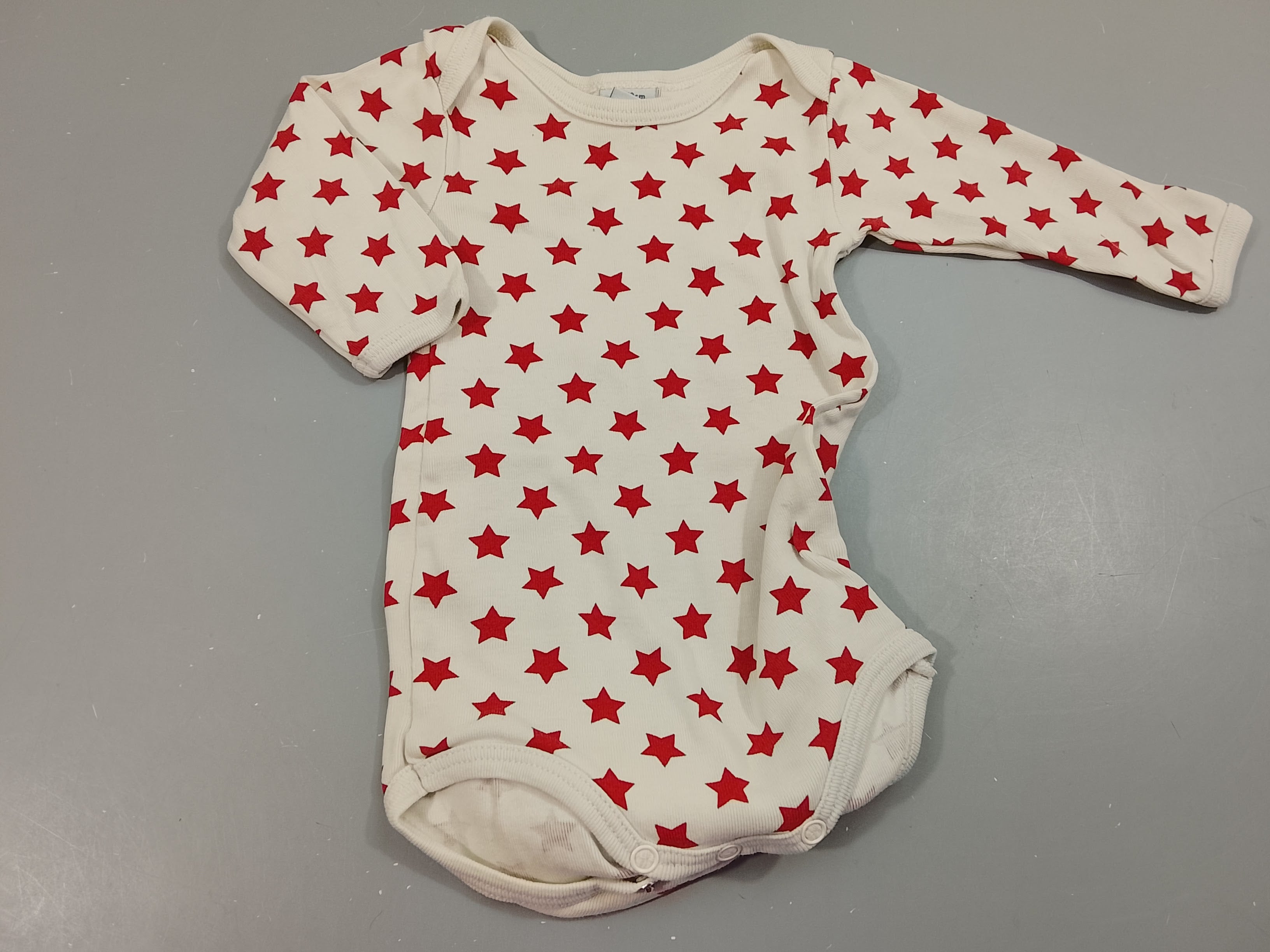 Body m.l blanc, étoiles rouges