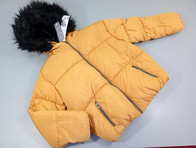 Neuve doudoune F&F zippée  jaune à capuche fausse fourrure, intérieur velours noir, moins cher chez Petit Kiwi