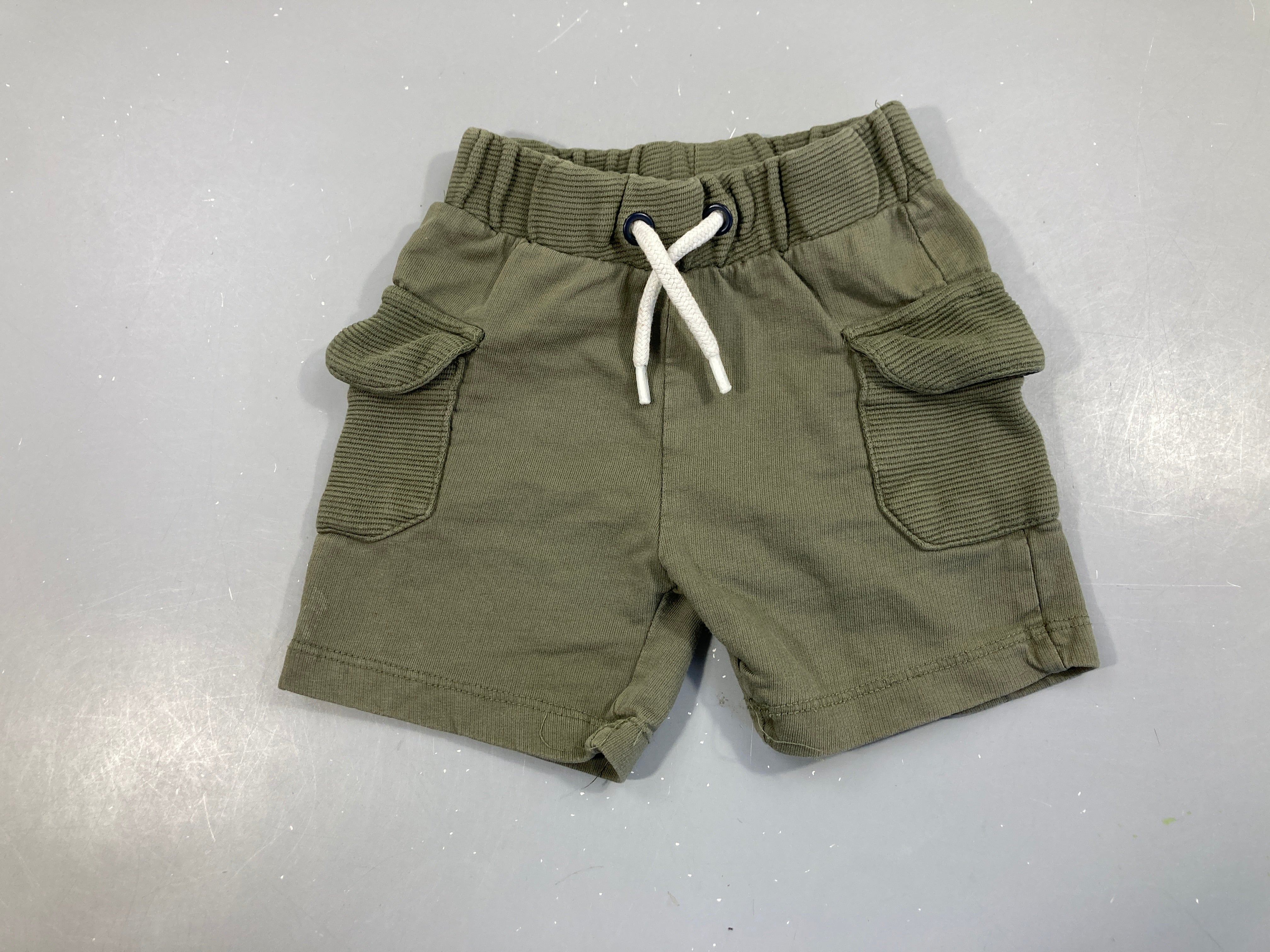 Bermuda molleton kaki