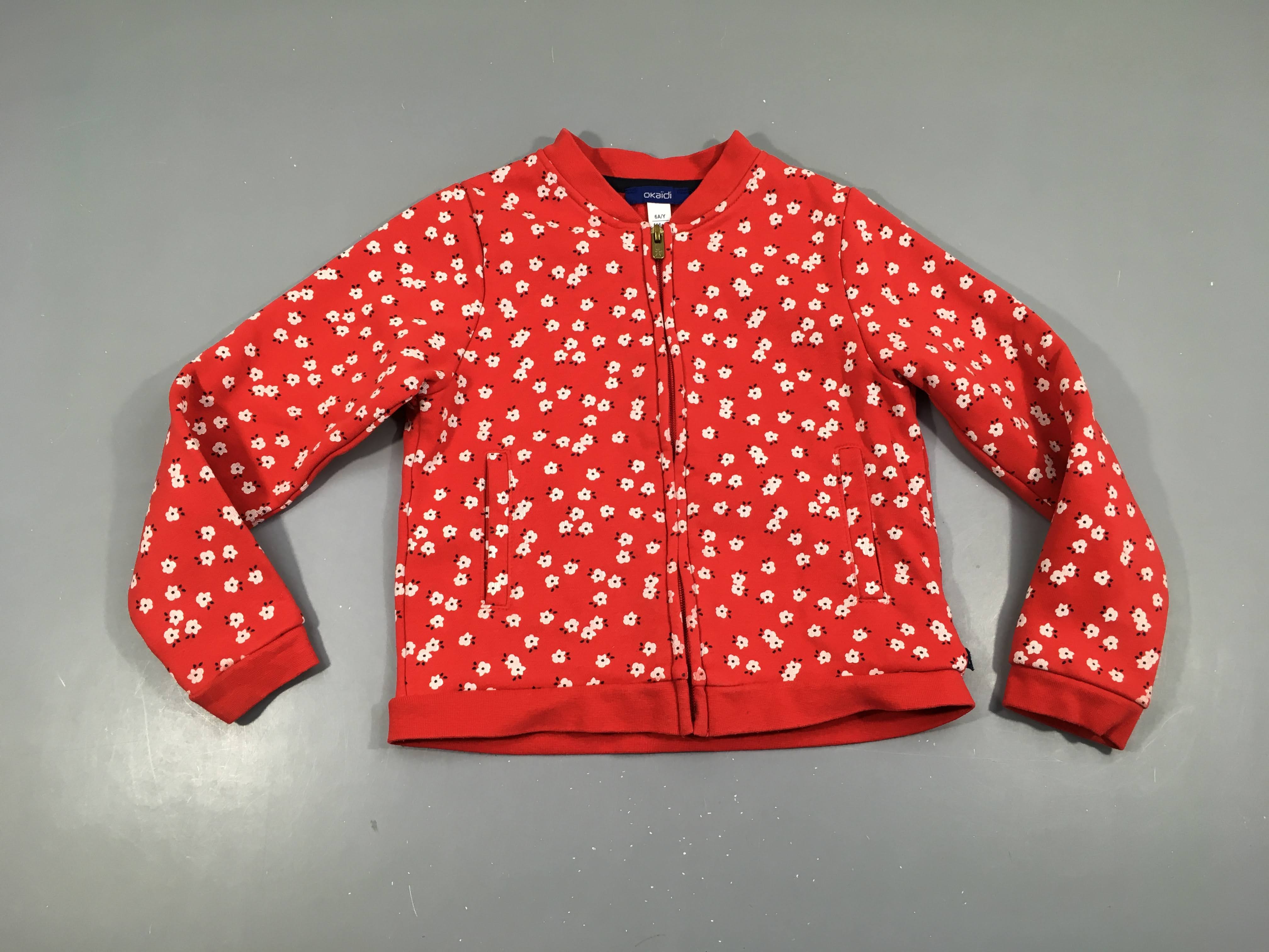 Sweat zippé rouge fleurs blanches