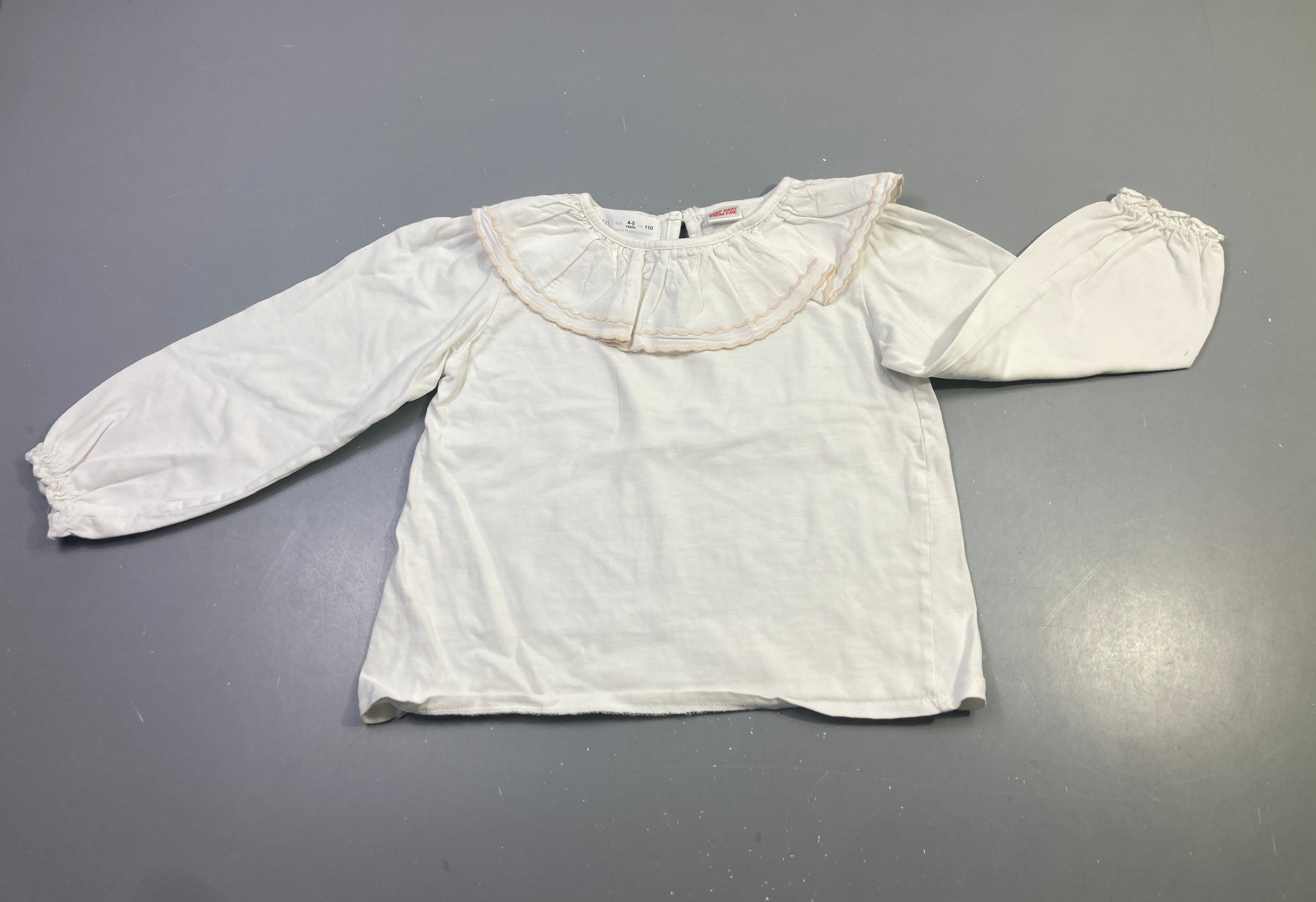 Blouse m.l jy blanche col volanté brodé