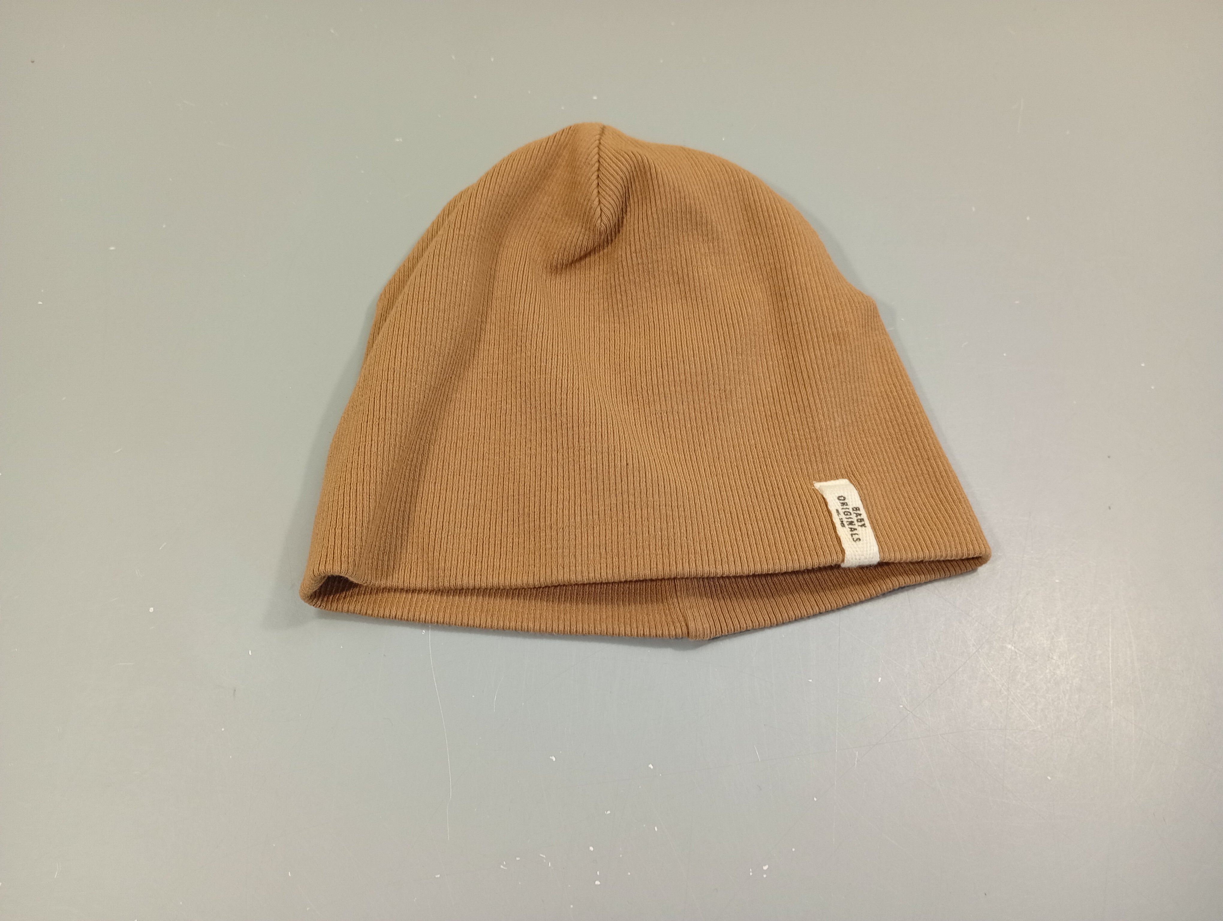 Bonnet brun clair texturé