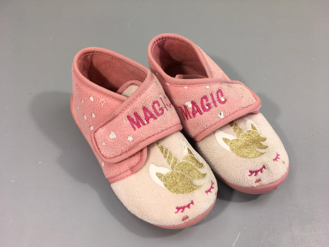 Pantoufles roses licorne Magic, moins cher chez Petit Kiwi