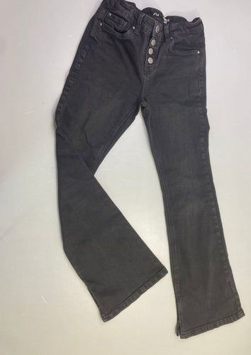 Pantalon jean gris foncé délavé, flare, boutons apparents, moins cher chez Petit Kiwi