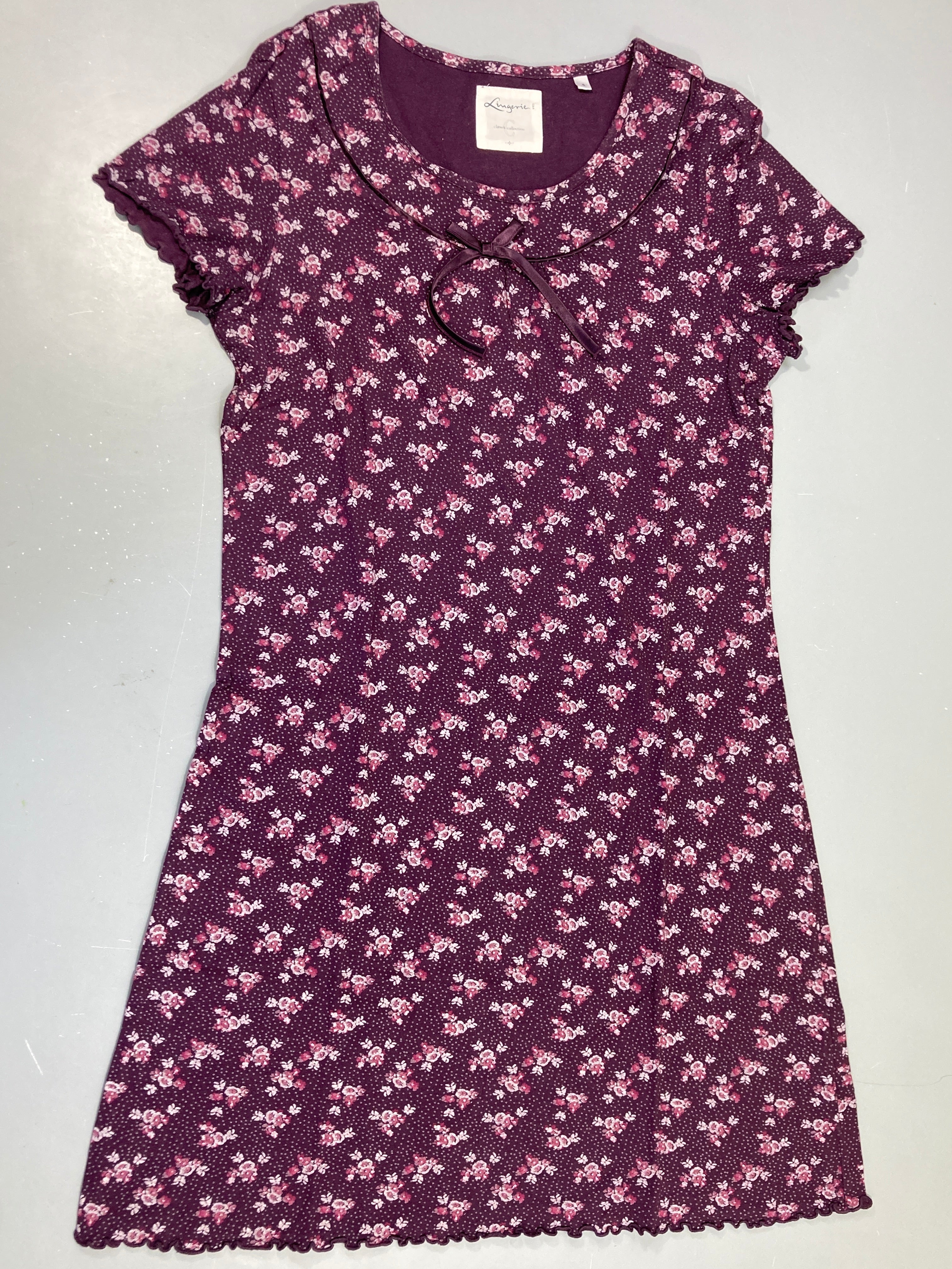 Robe de nuit m.c aubergine pois fleurs