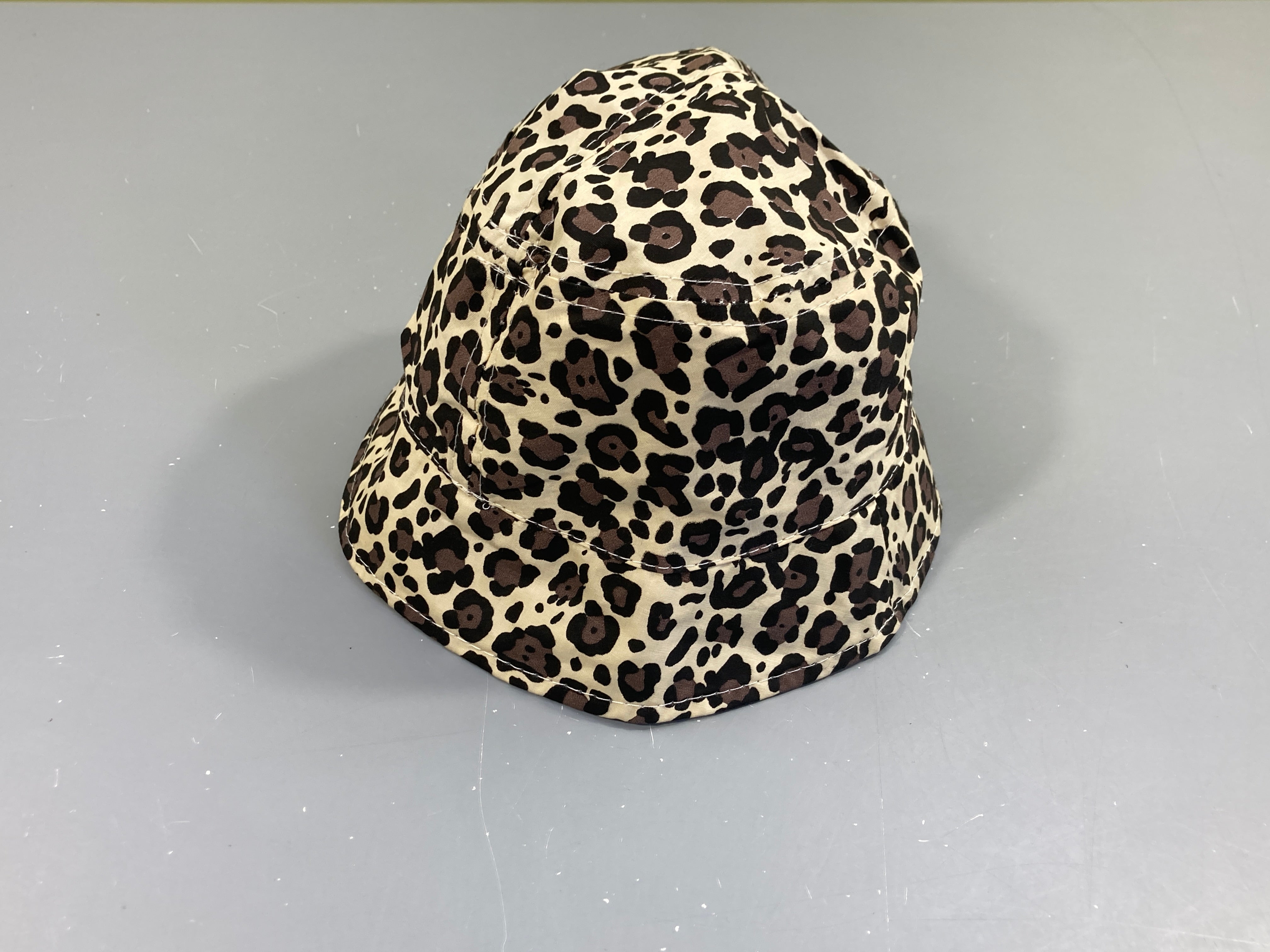 Chapeau beige léopard