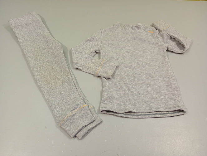Ensemble thermique T-shirt m.l + Pantalon  gris flammé  "Wed'ze". Petit prix car  taché. Pas de taille indiquée, estimée 2a, moins cher chez Petit Kiwi