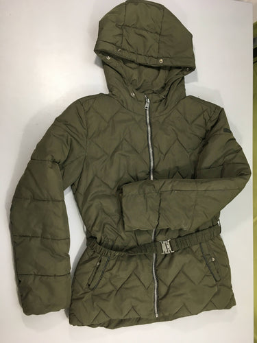 Doudoune kaki doublé polar à capuche, petite tache sur la manche, sans fausse fourrure à la capuche, moins cher chez Petit Kiwi