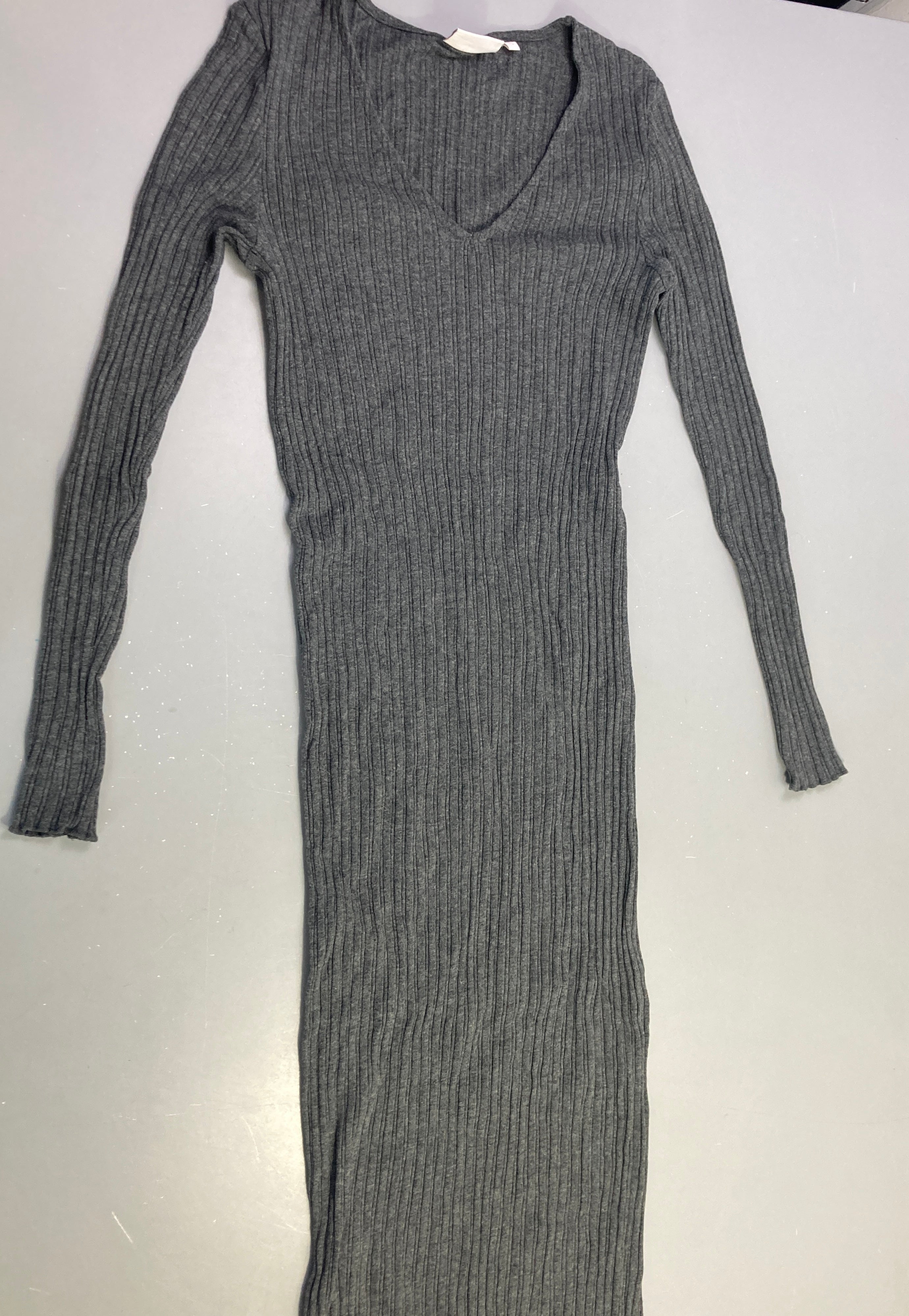Robe m.l grise tricot côtelé