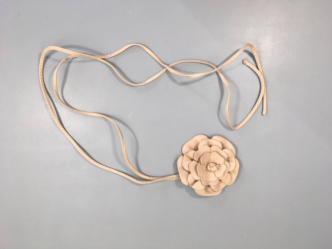 Ceinture fleur simili beige, moins cher chez Petit Kiwi