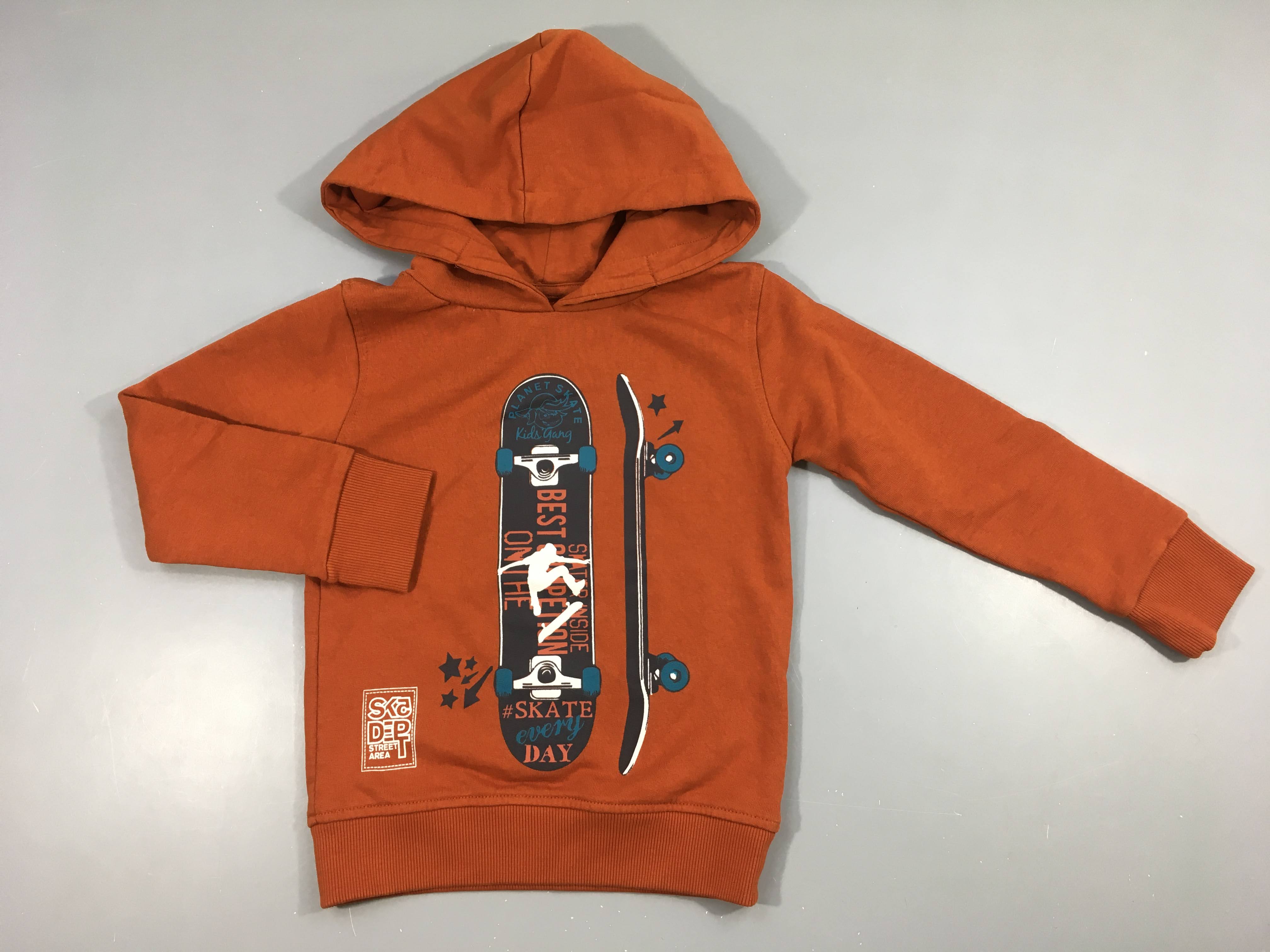 Sweat brun skate à capuche