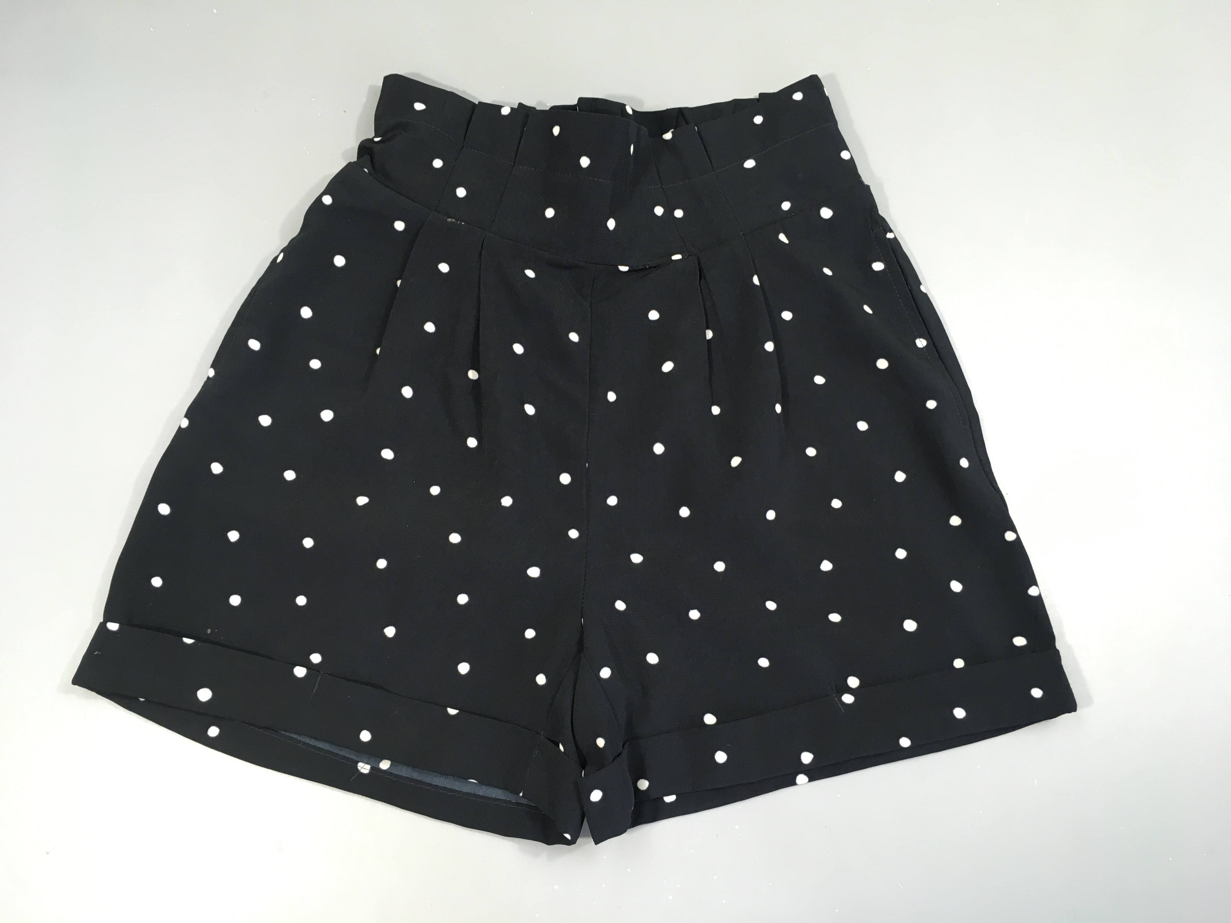 Short voile bleu marine pois