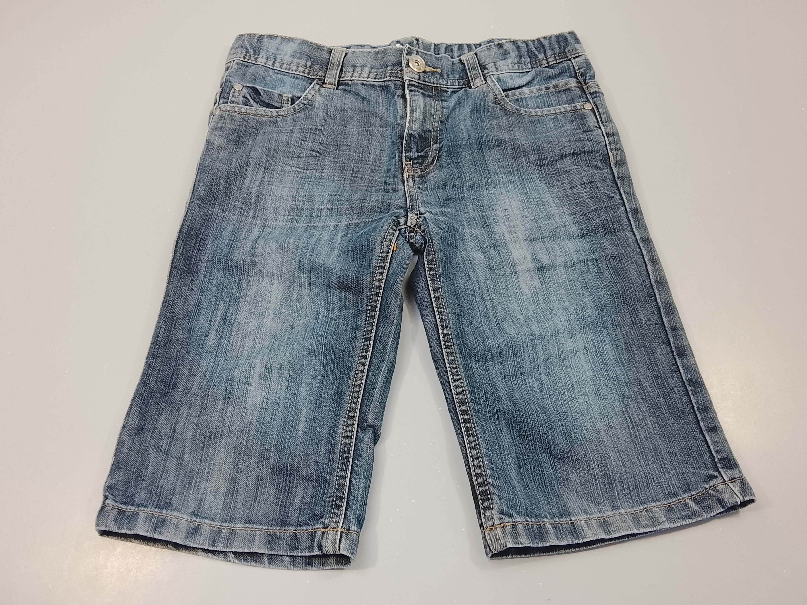 Bermuda denim