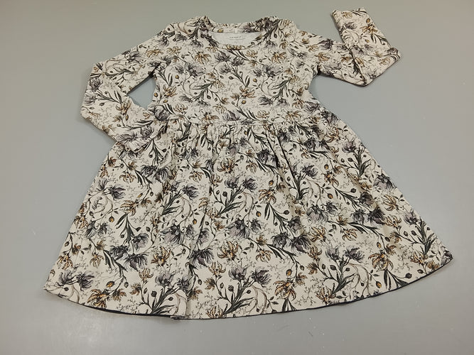 Robe m.l blanc motifs fleurs. Légèrement bouloché, moins cher chez Petit Kiwi