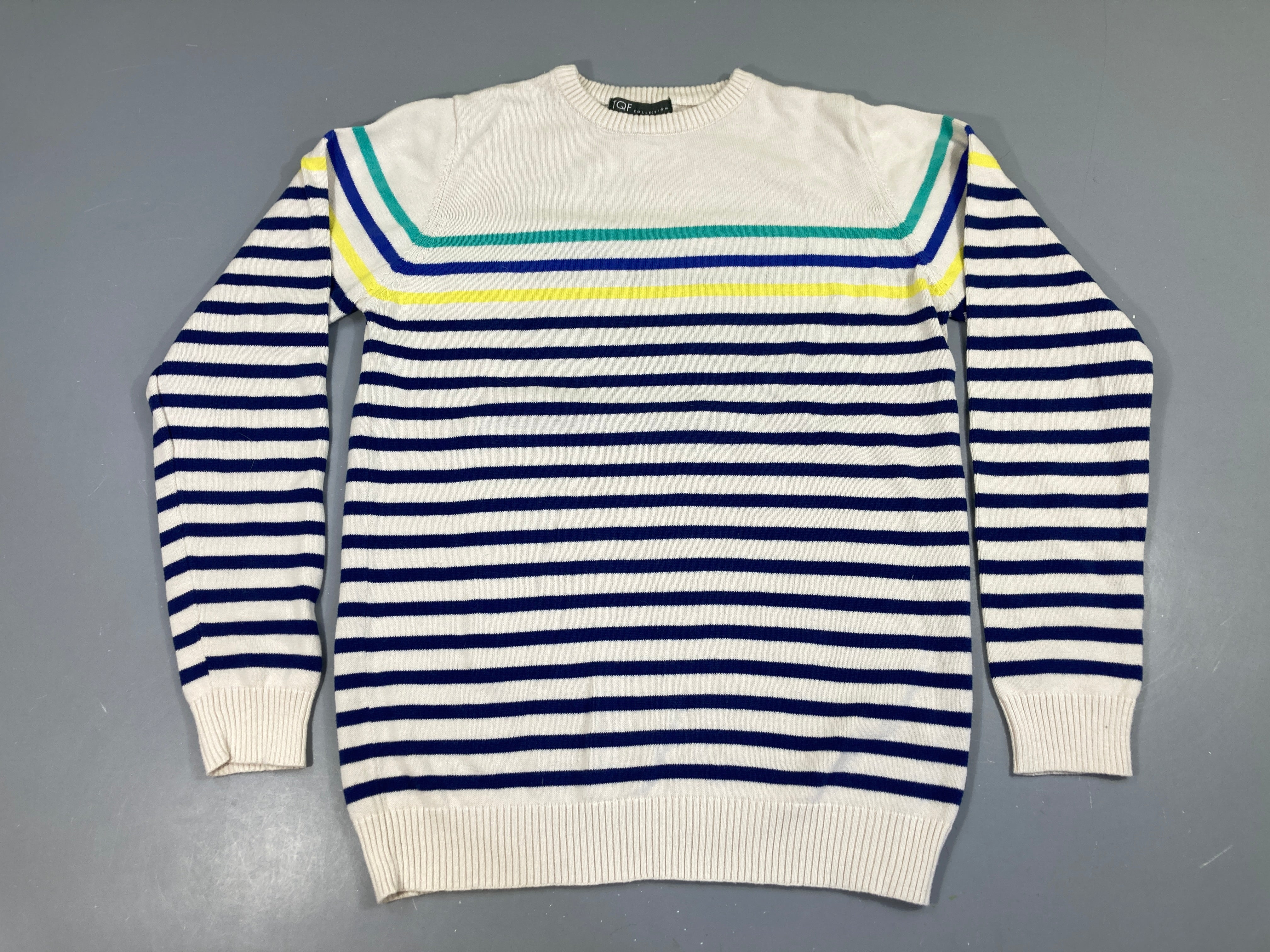 Pull blanc rayé jaune-bleu