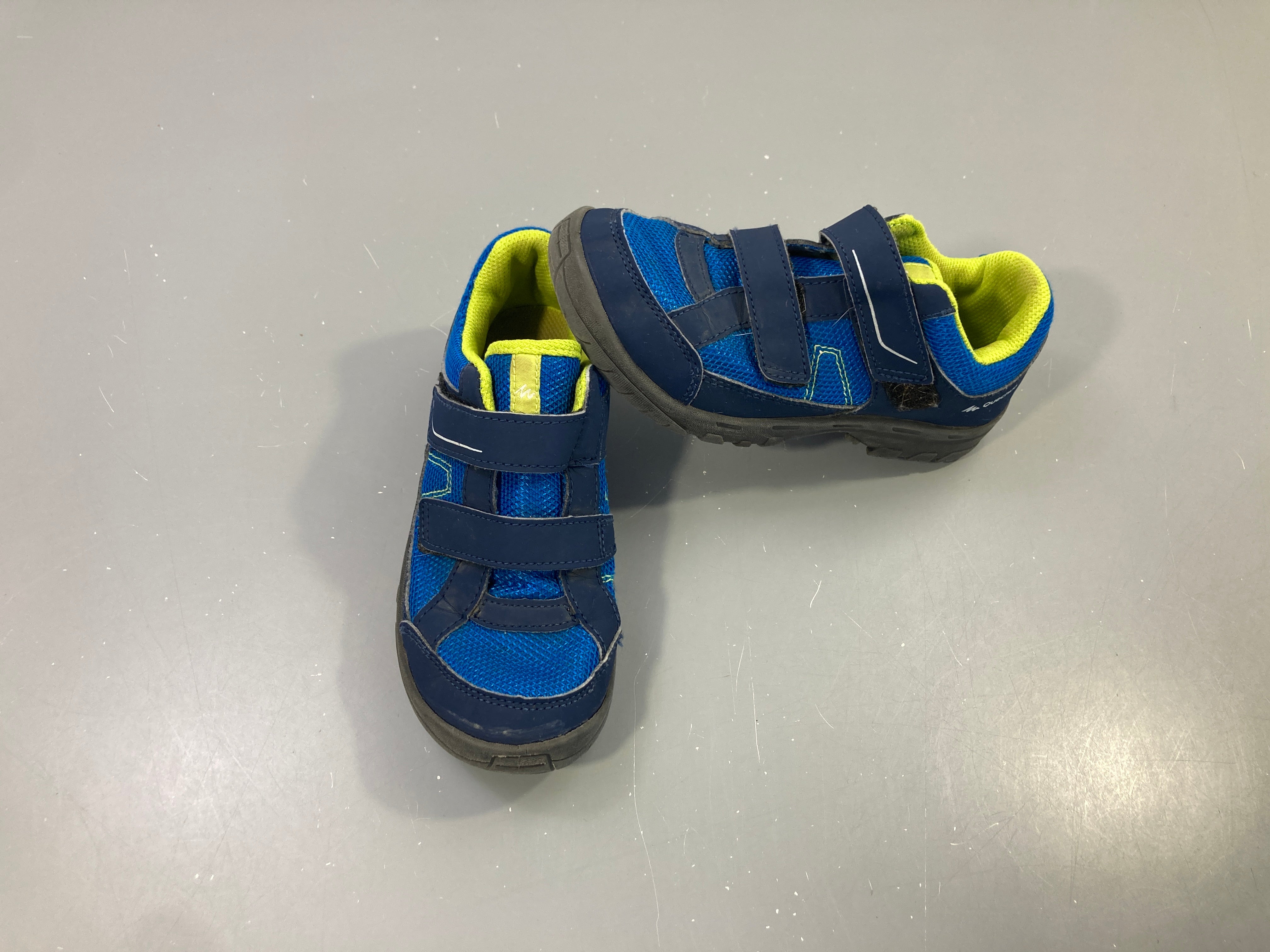Bottines basses randonnée bleu et jaune scratch, 33