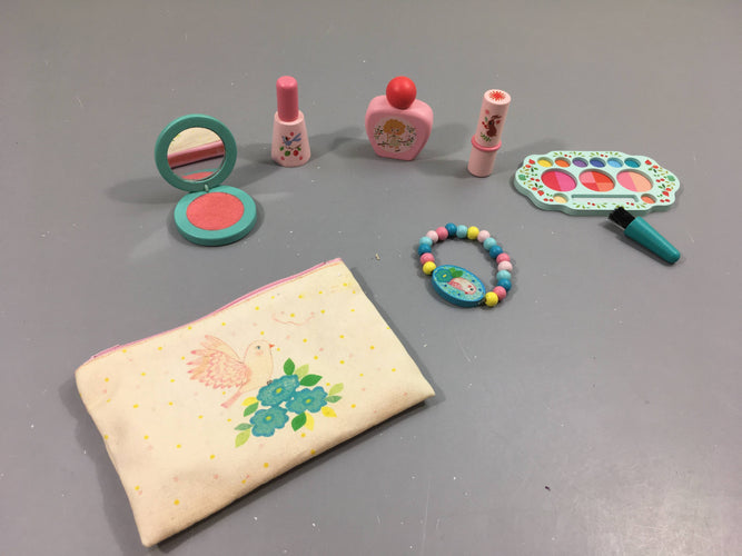 Set de maquillage Lila Rose, manque 1 petit accessoire, sans boite trousse à la place, moins cher chez Petit Kiwi