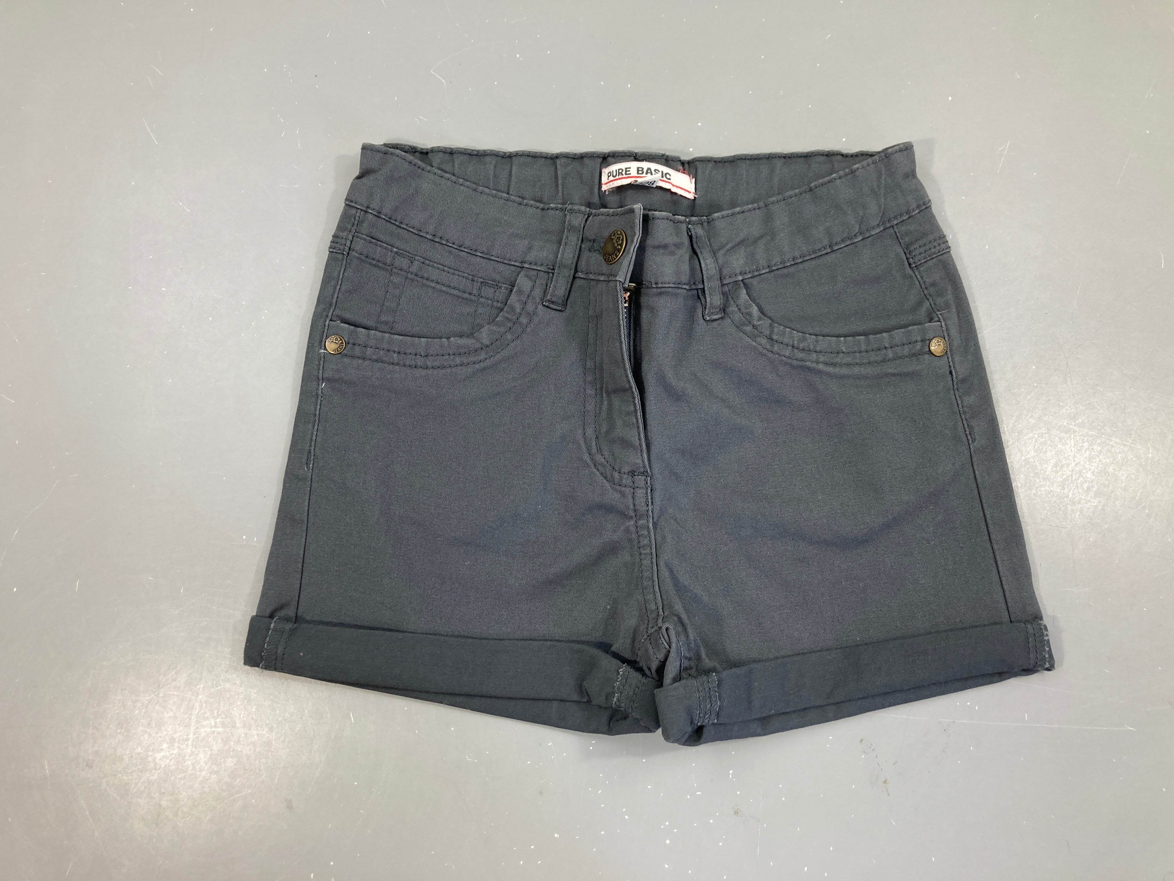 Short gris à revers