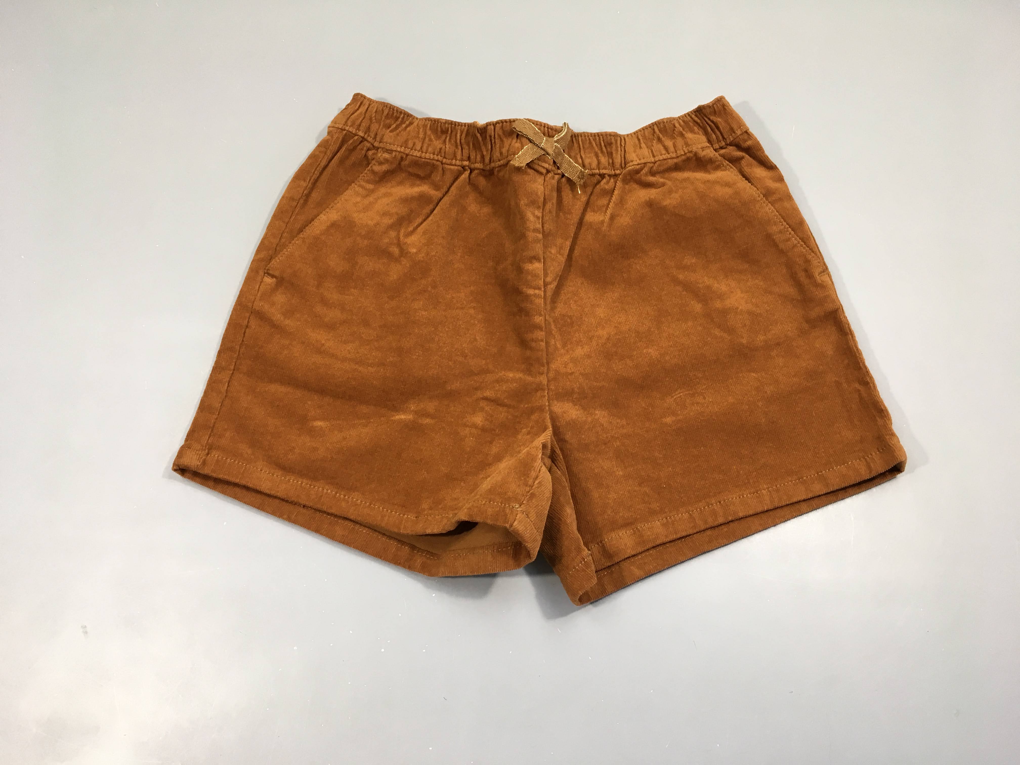 Short brun velour taille élastique