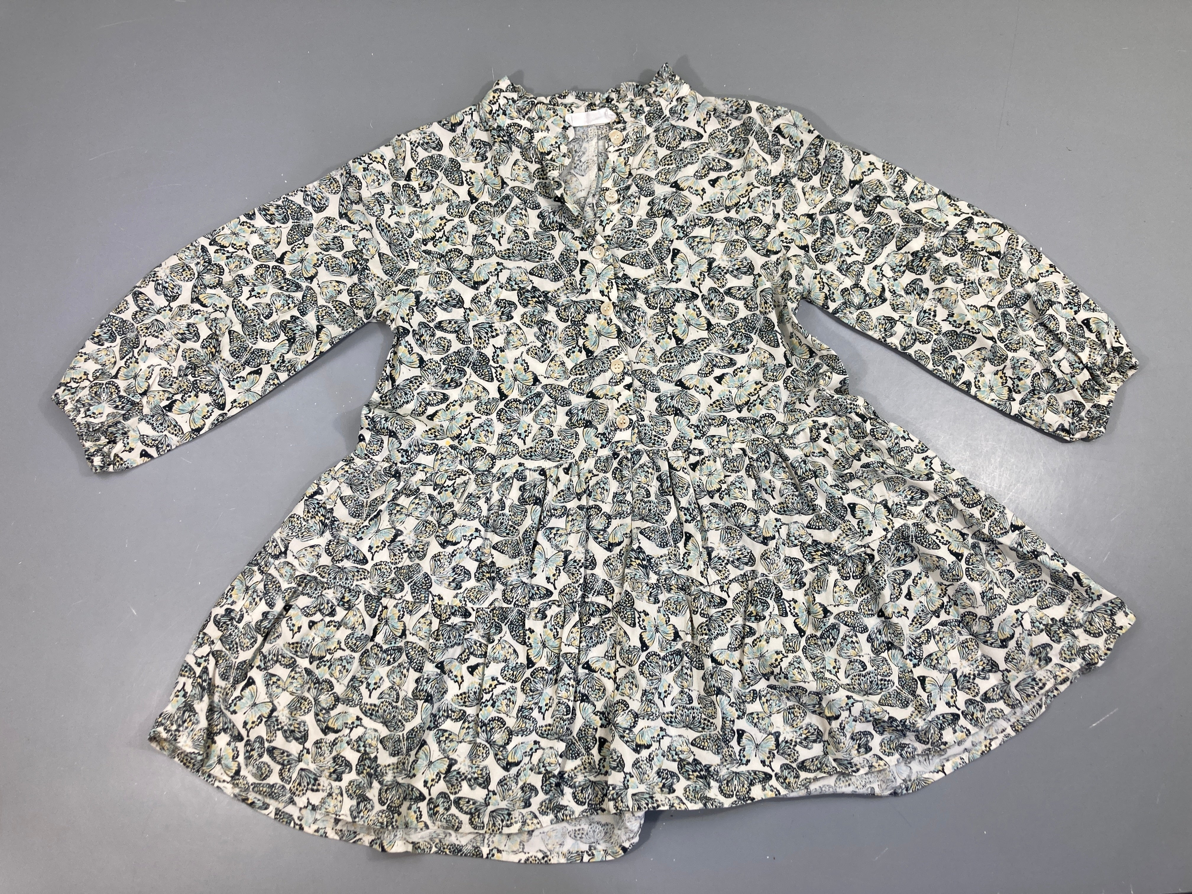 Robe chemise m.l beige papillons