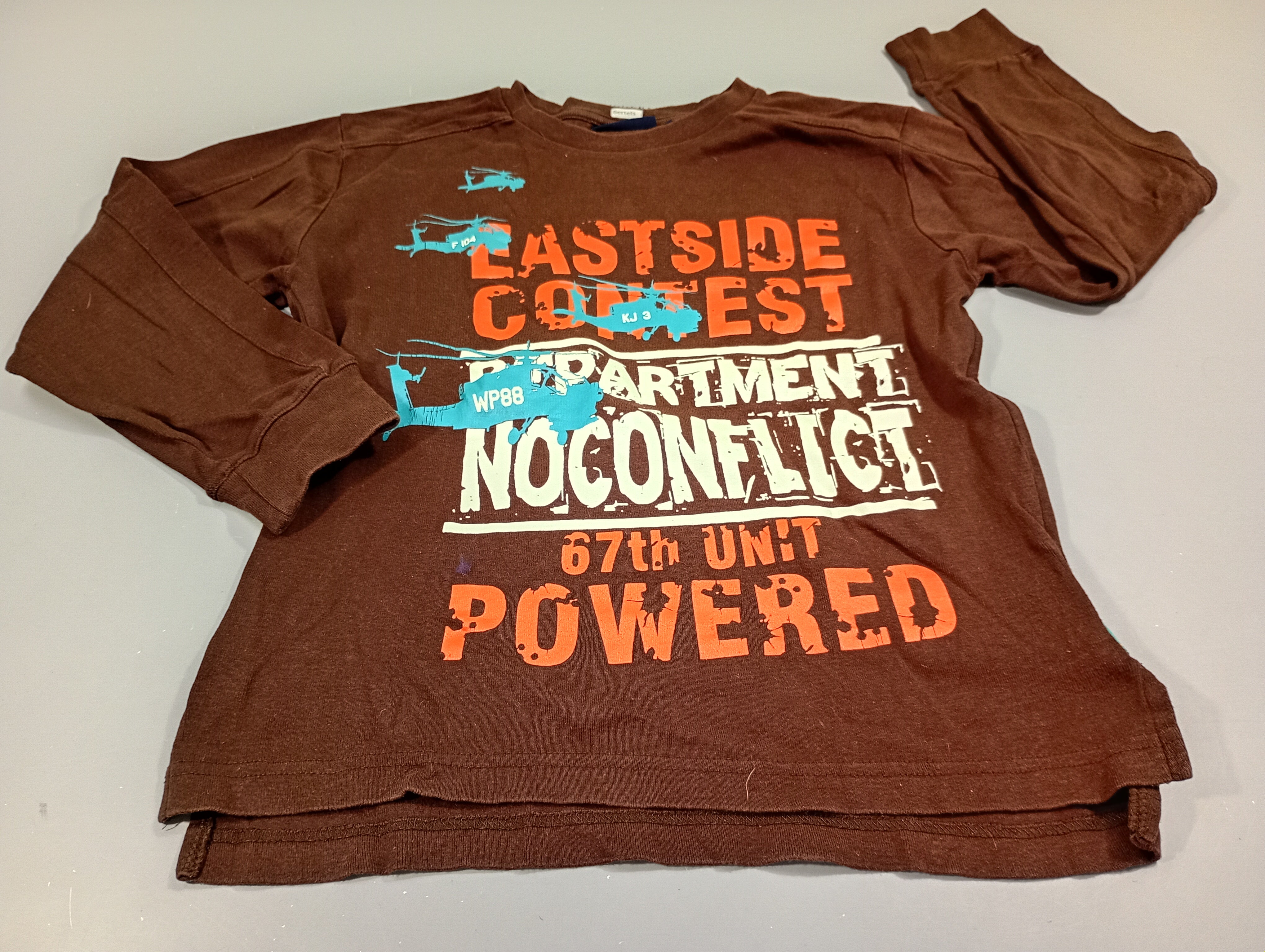 T-shirt m.l brun, flocages hélicoptères et inscriptions