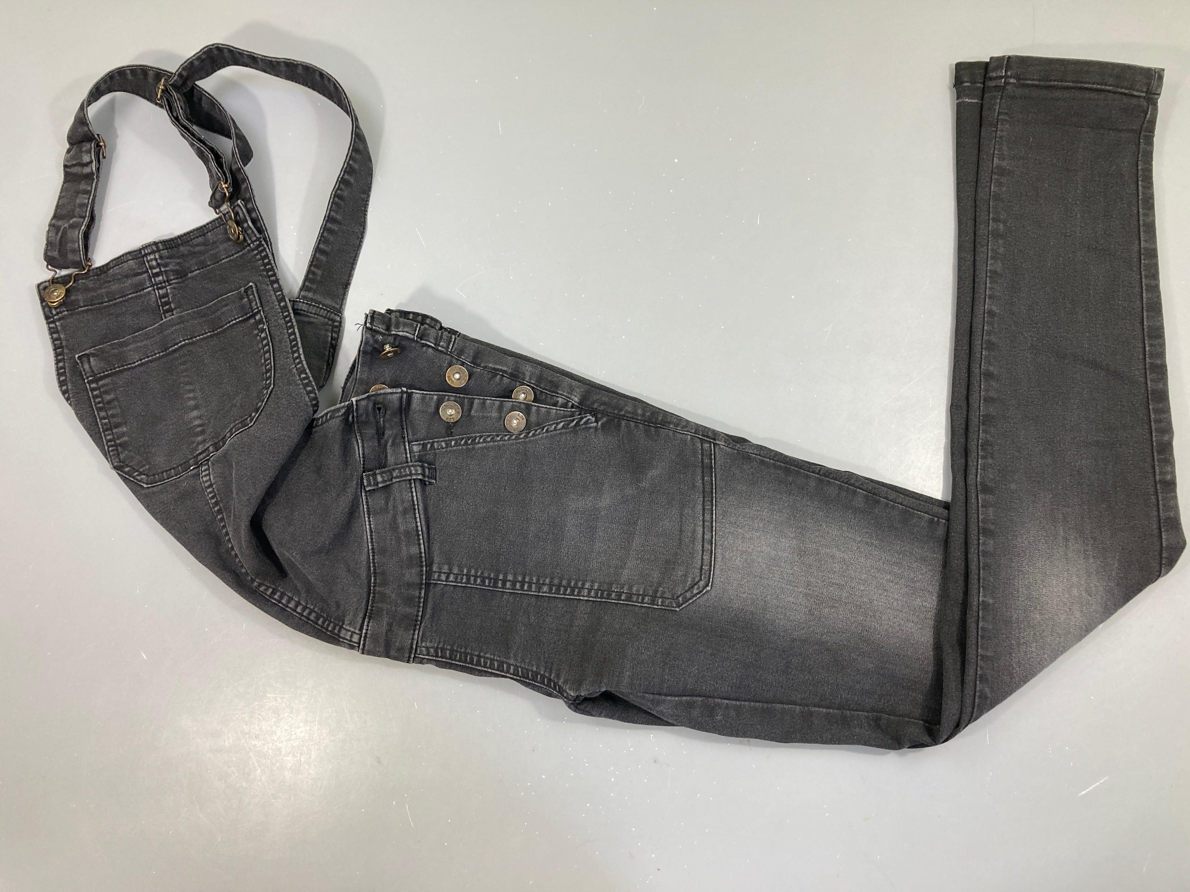 Salopette jean noir, Love2wait