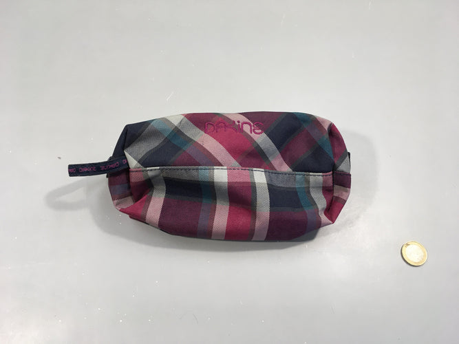 Trousse à carreaux mauve-gris-bleu Dakine, moins cher chez Petit Kiwi