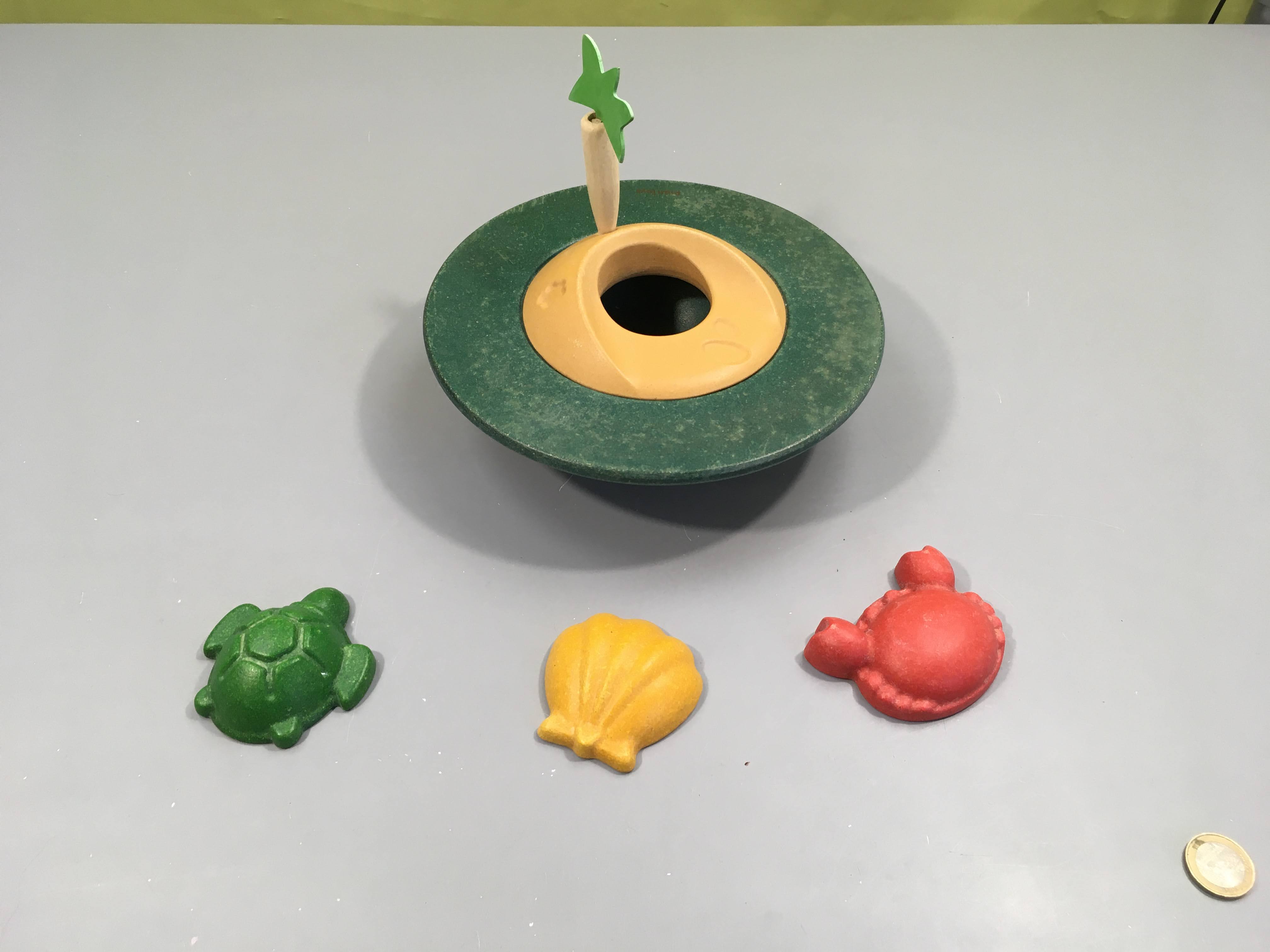 Iles flotantes en bois d'hévéa naturel