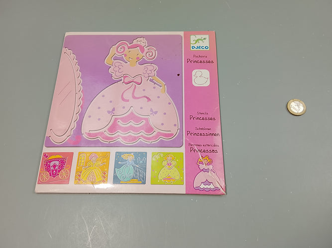 5 pochoirs princesses.  5-8a, moins cher chez Petit Kiwi