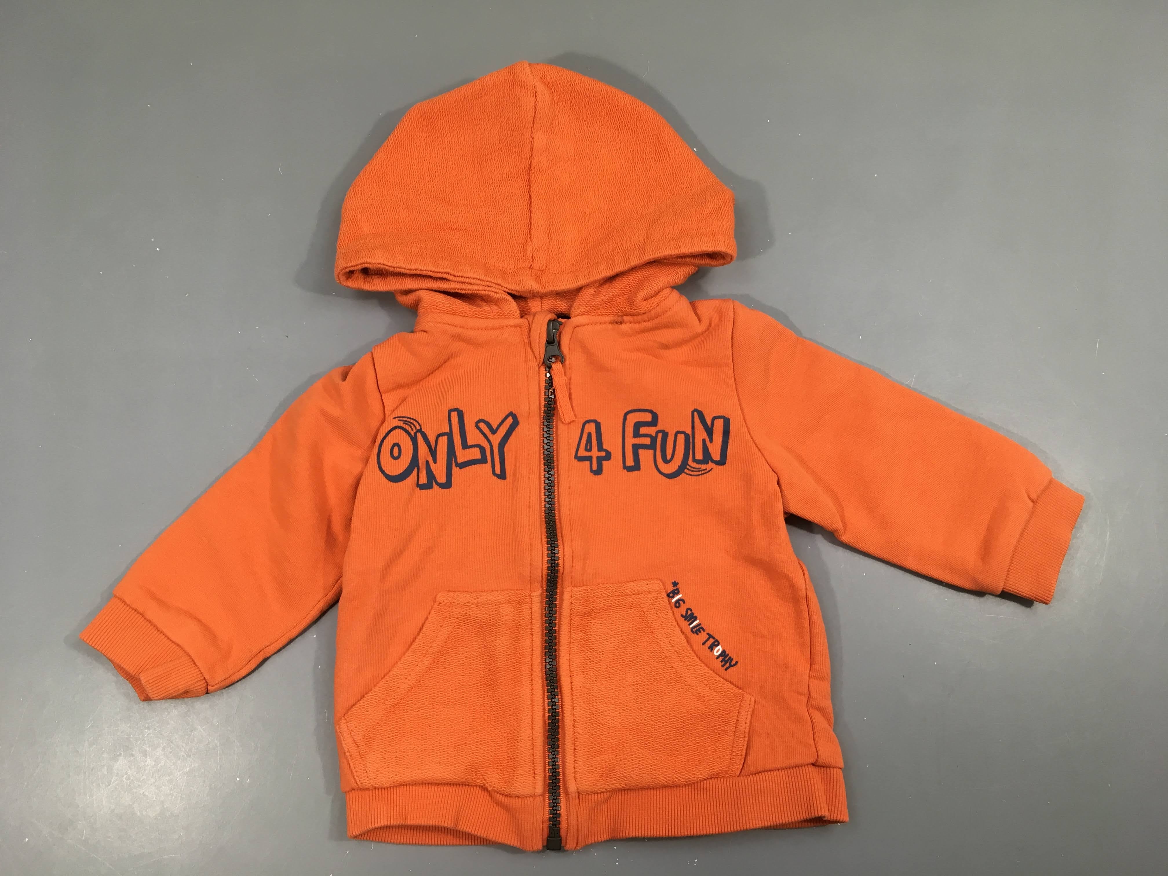 Sweat zippéà capuche orange Only 4 Fun, mini tache à l'avant