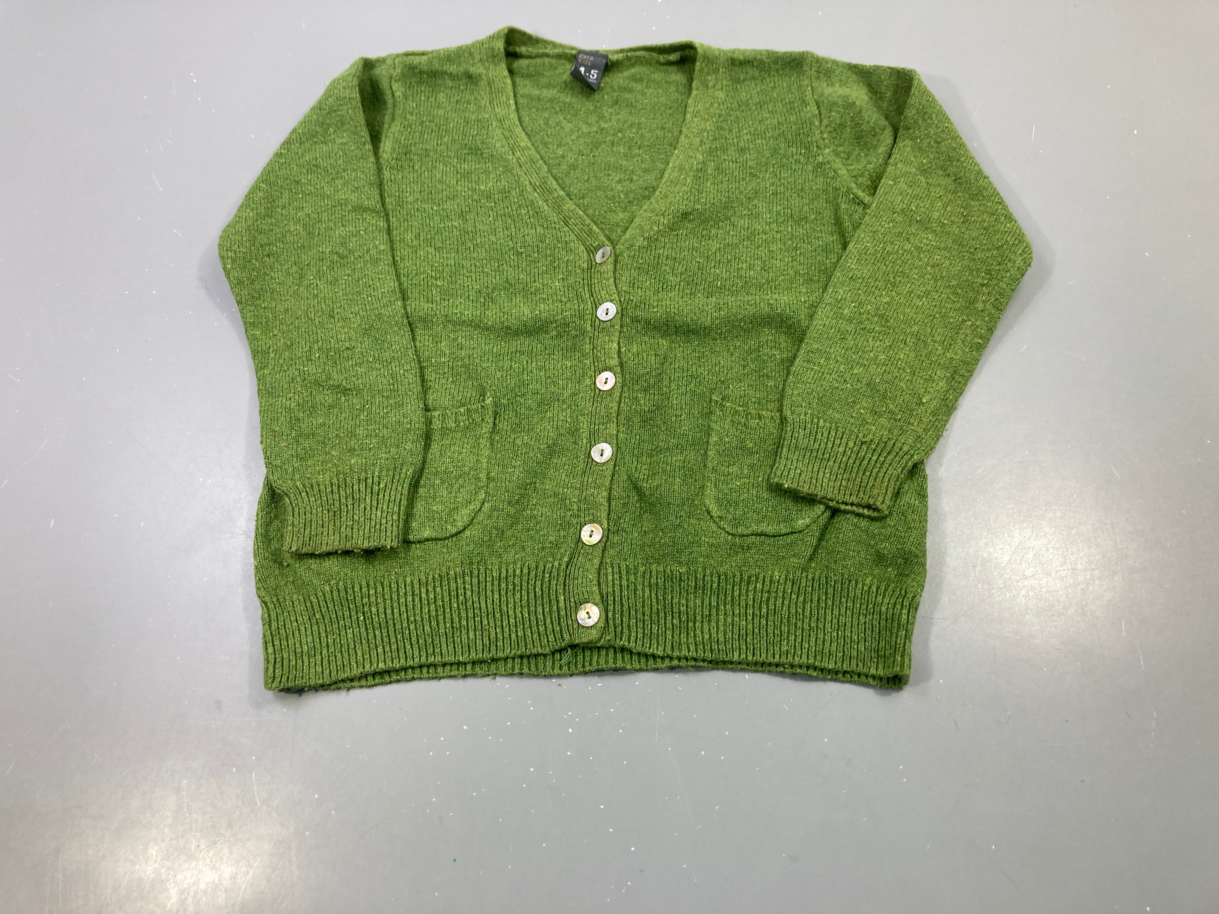 Gilet col V vert poches 5%Angora