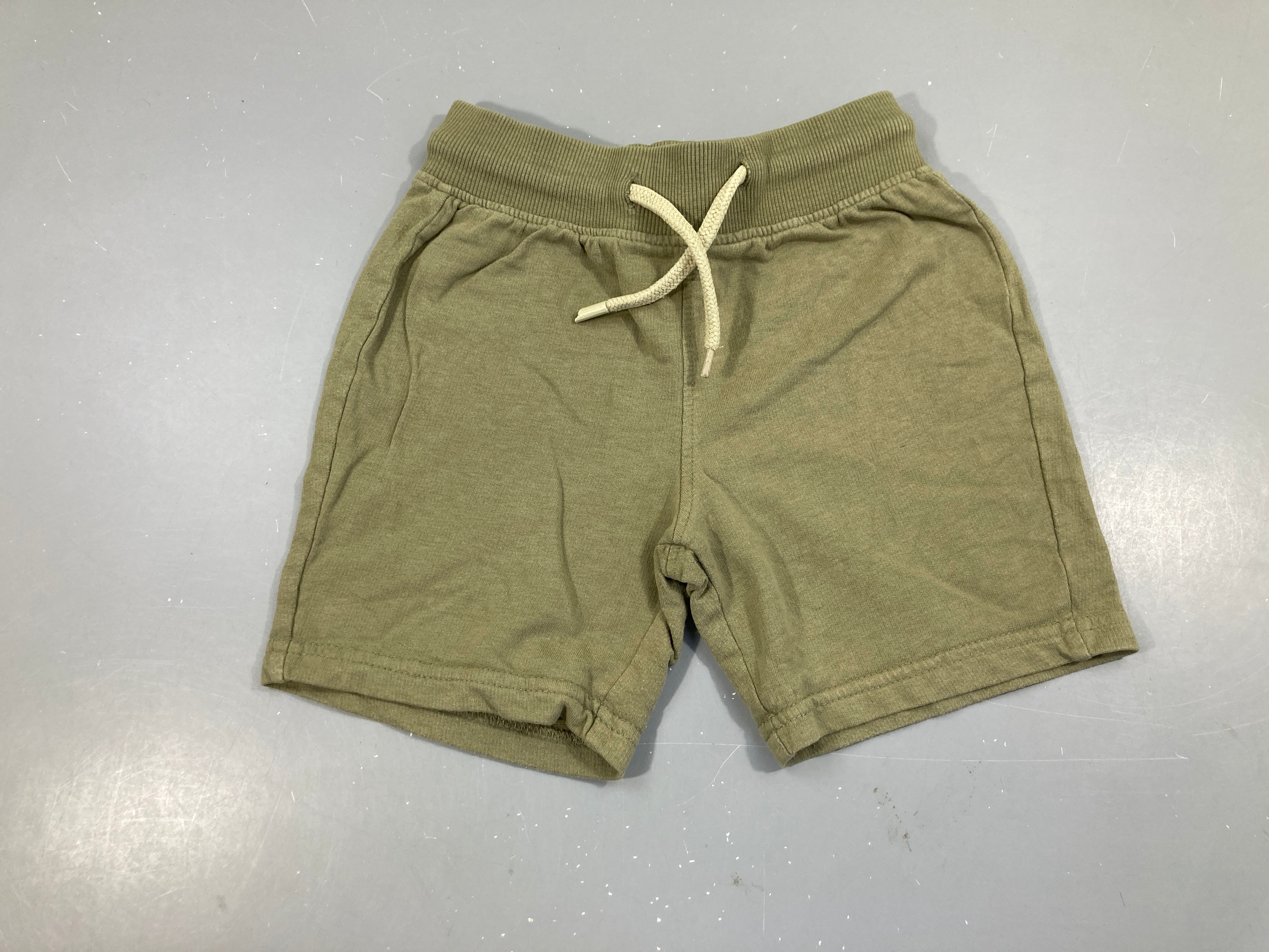 Bermuda kaki molleton